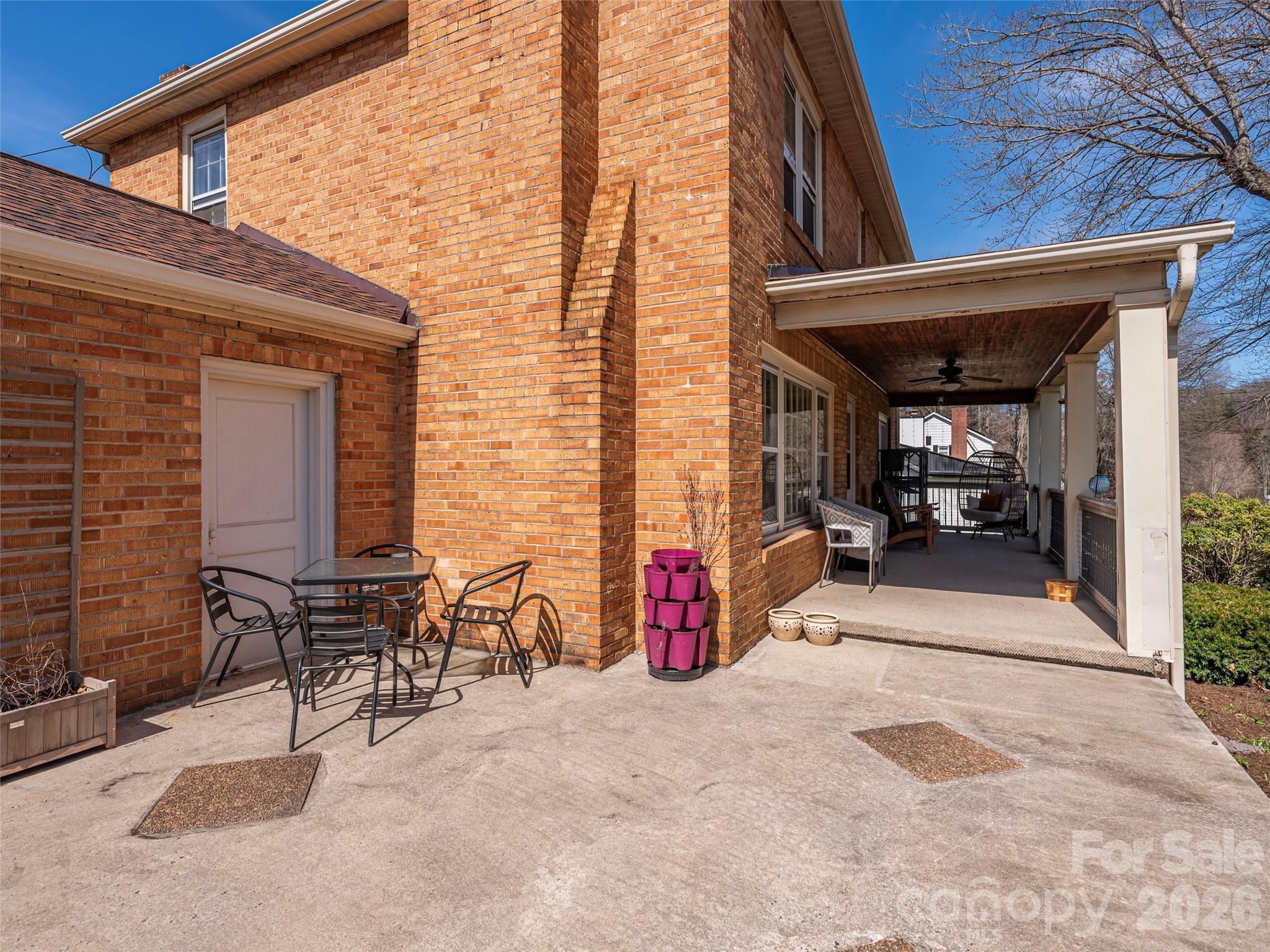 20 Zemery Lane Property Photo 4