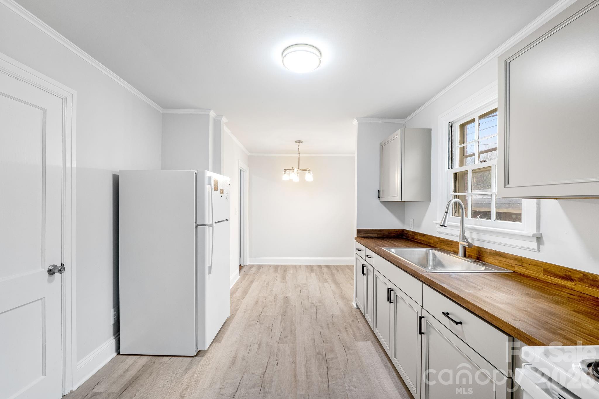 414 Ridge Street Property Photo 8