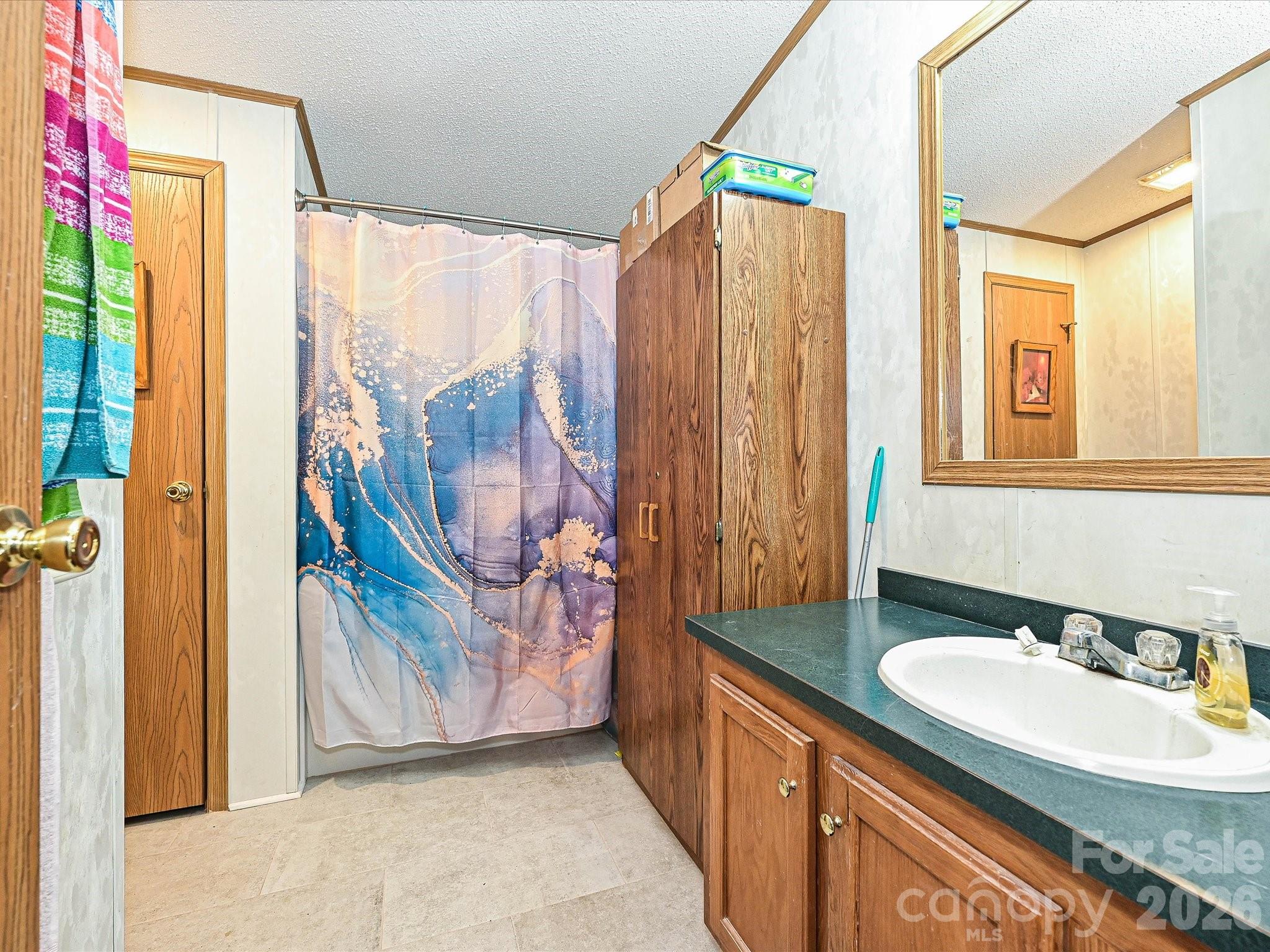 9836 Southwinds Drive Property Photo 13