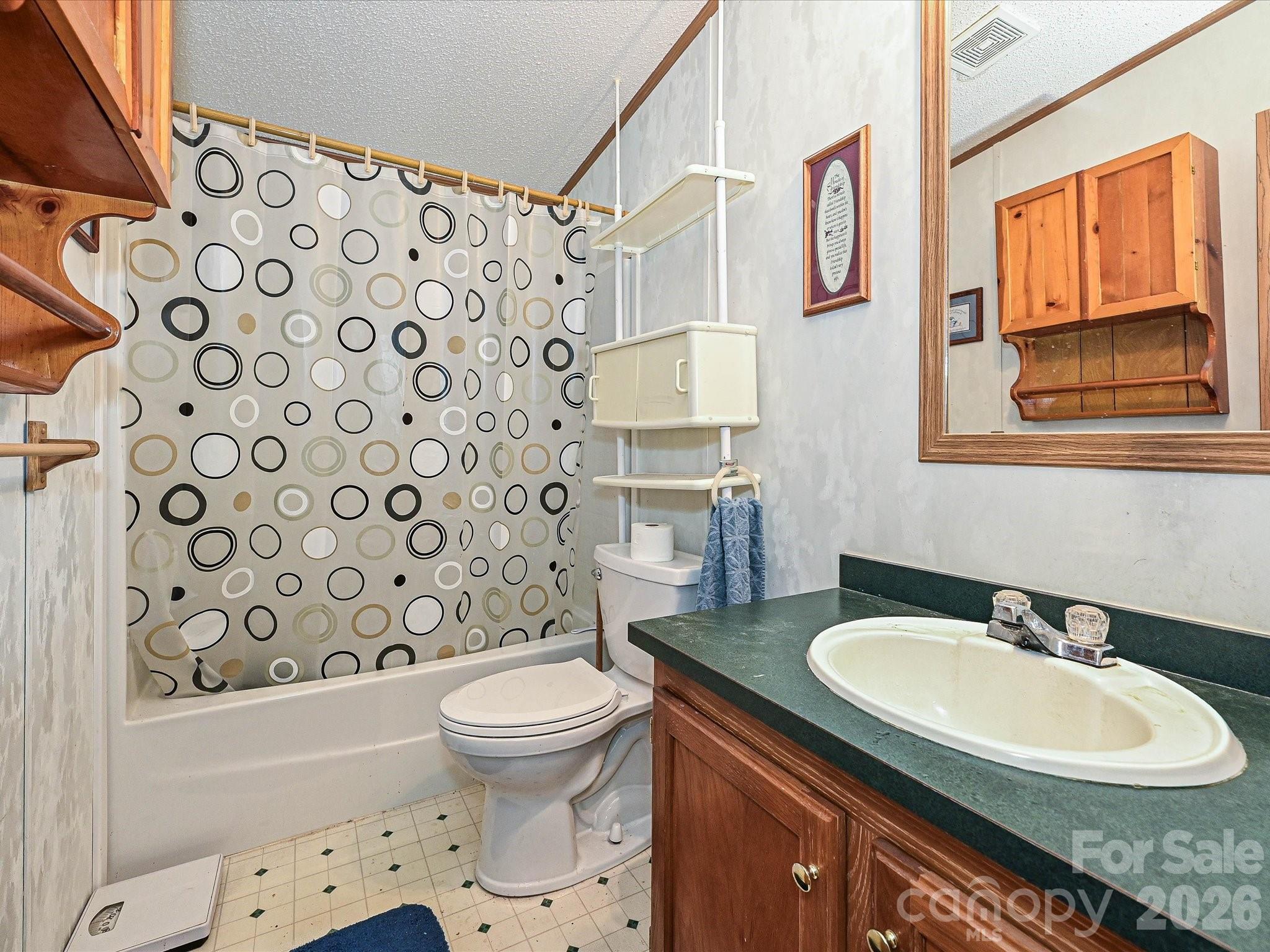 9836 Southwinds Drive Property Photo 15