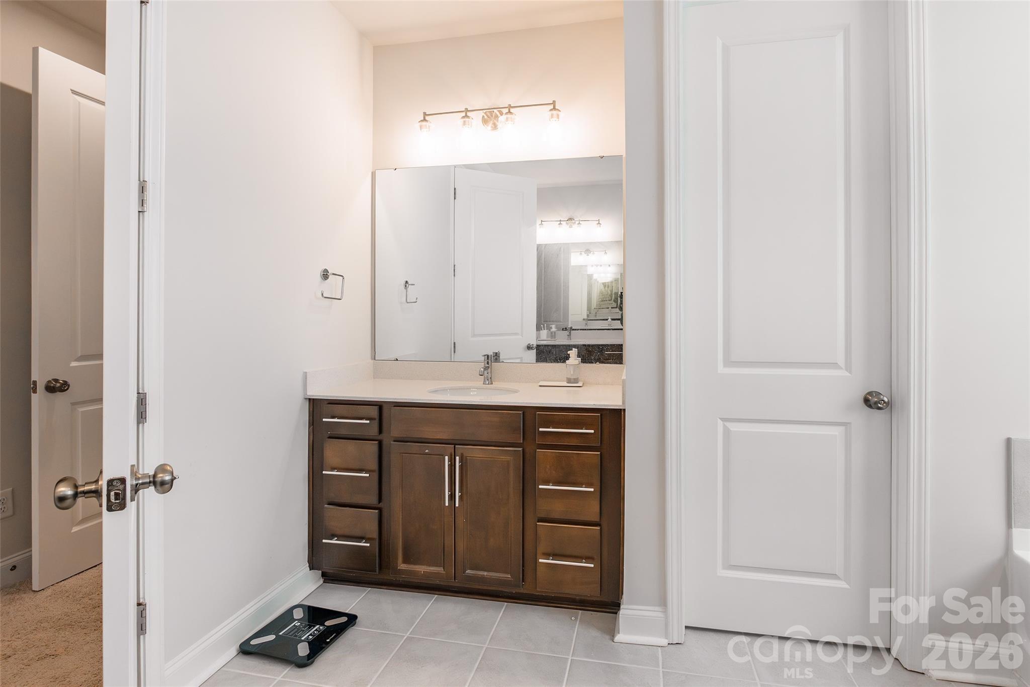 115 Hadley Court Property Photo 23
