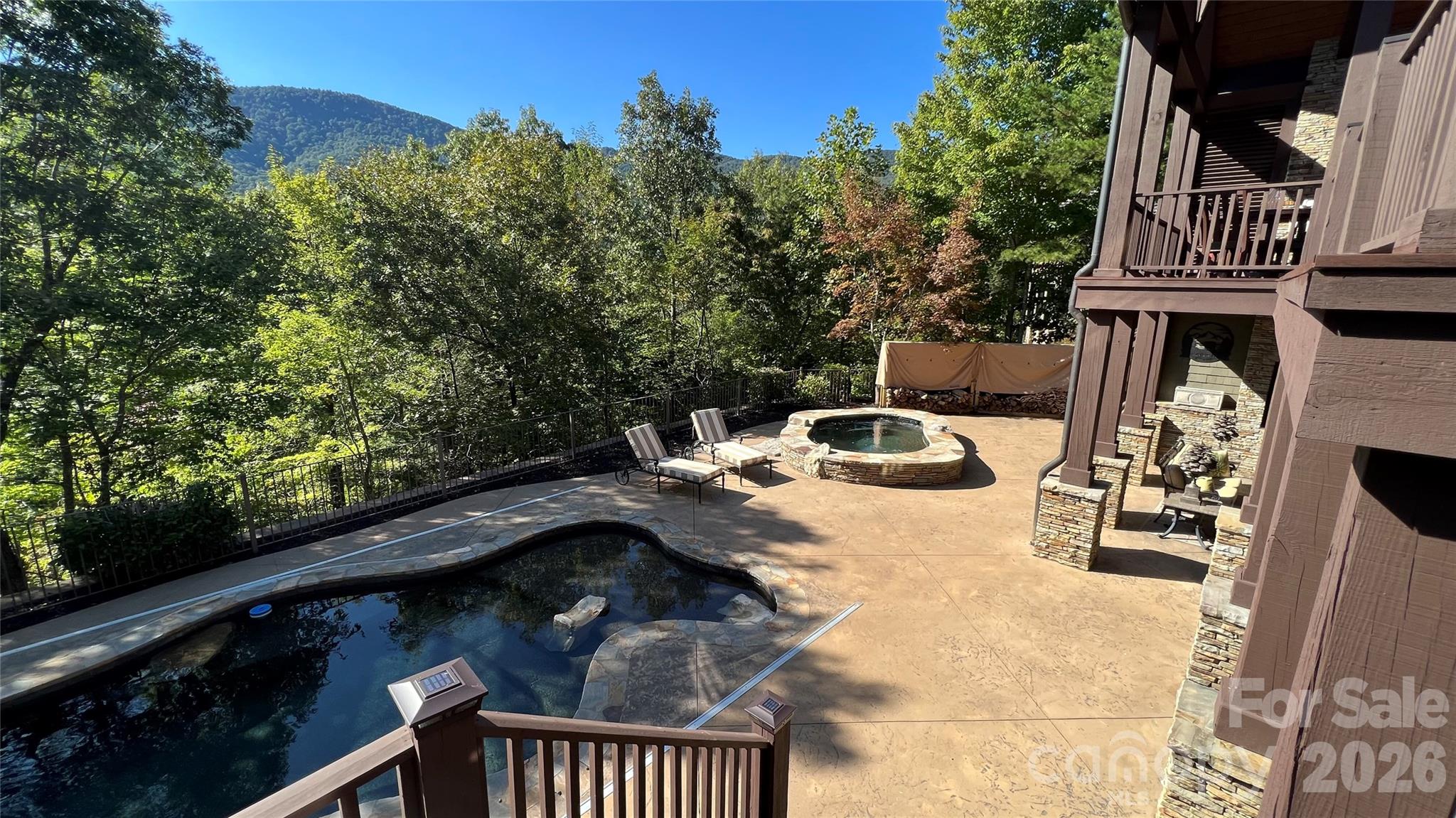 538 Chestertown Drive Property Photo 3