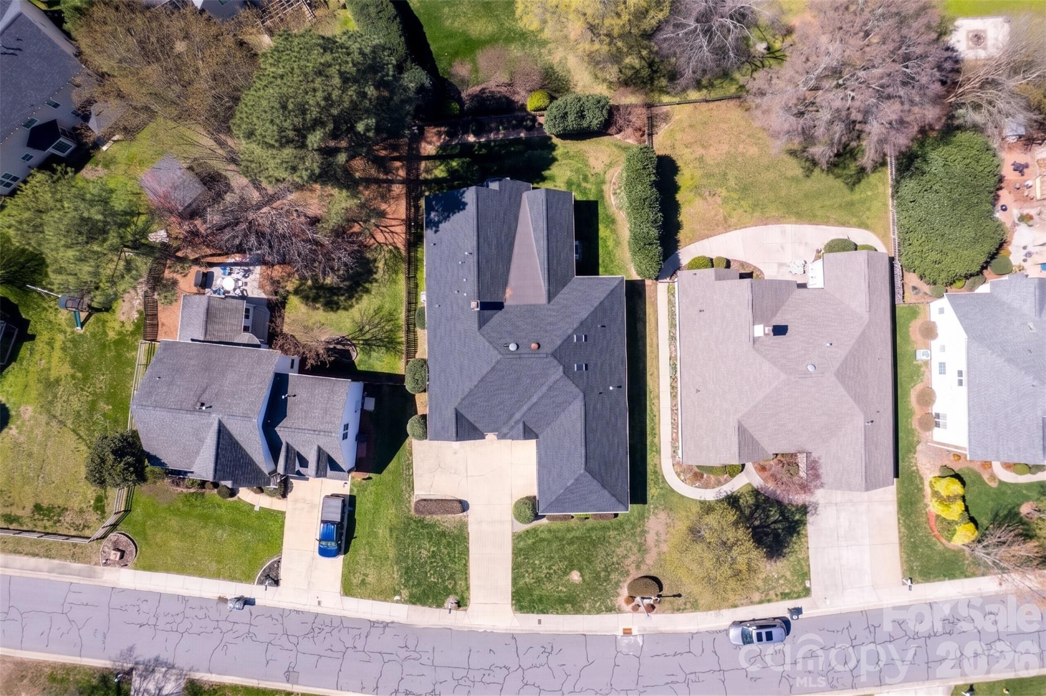 580 Gatsby Place Property Photo 34