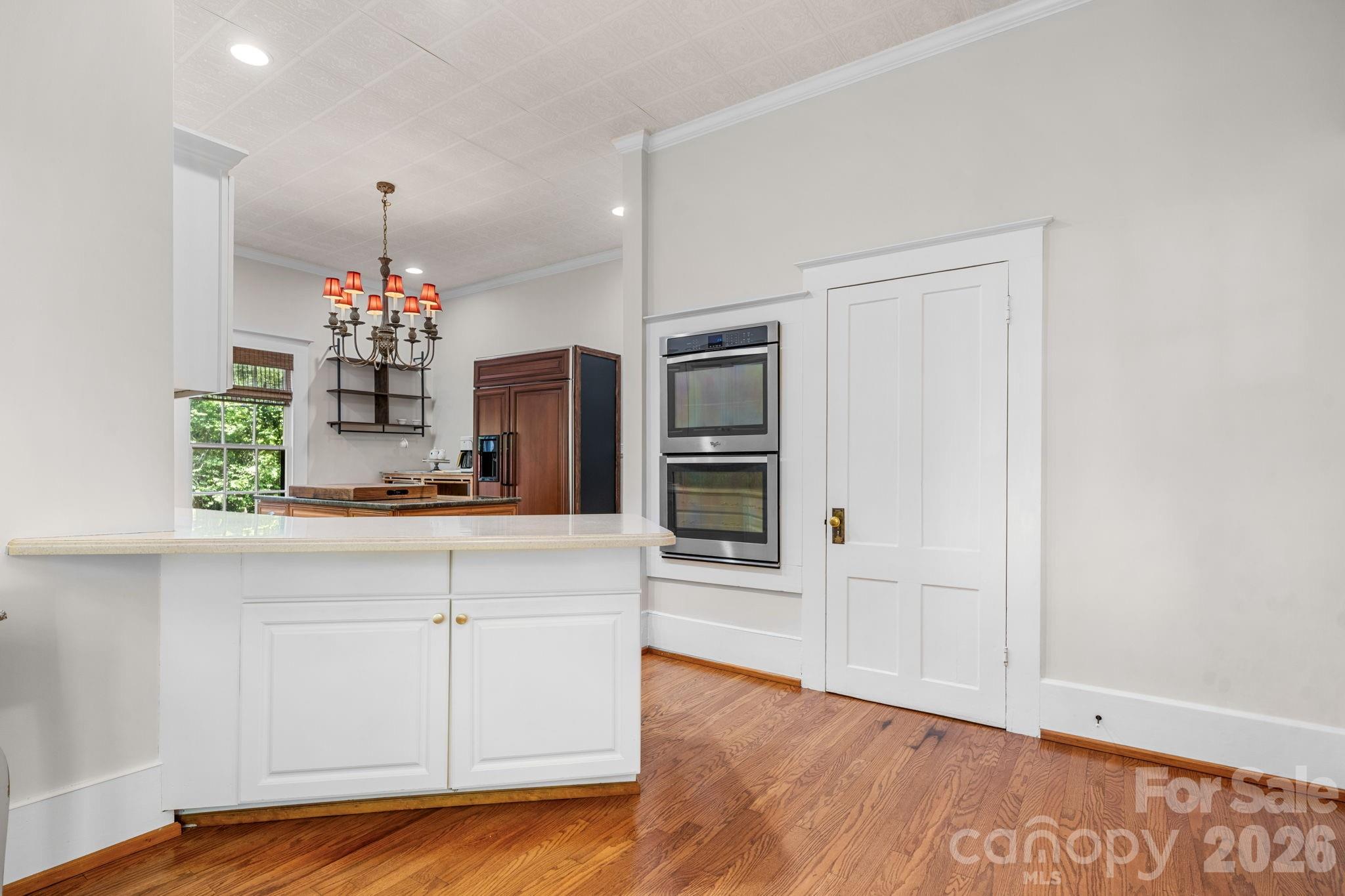 130 N Mulberry Street Property Photo 11