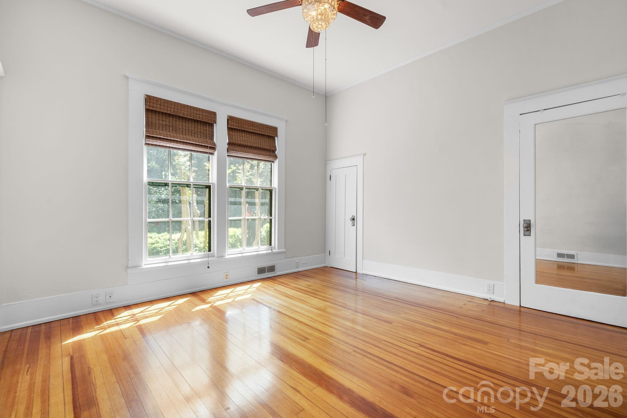 130 N Mulberry Street Property Photo 20