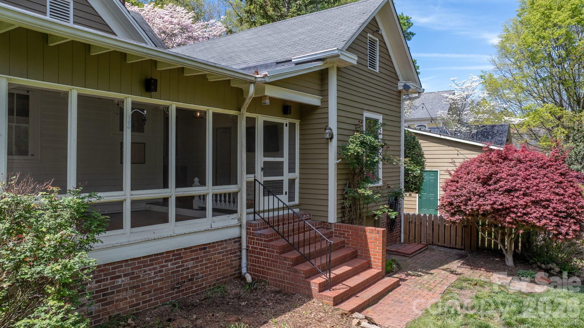 130 N Mulberry Street Property Photo 37