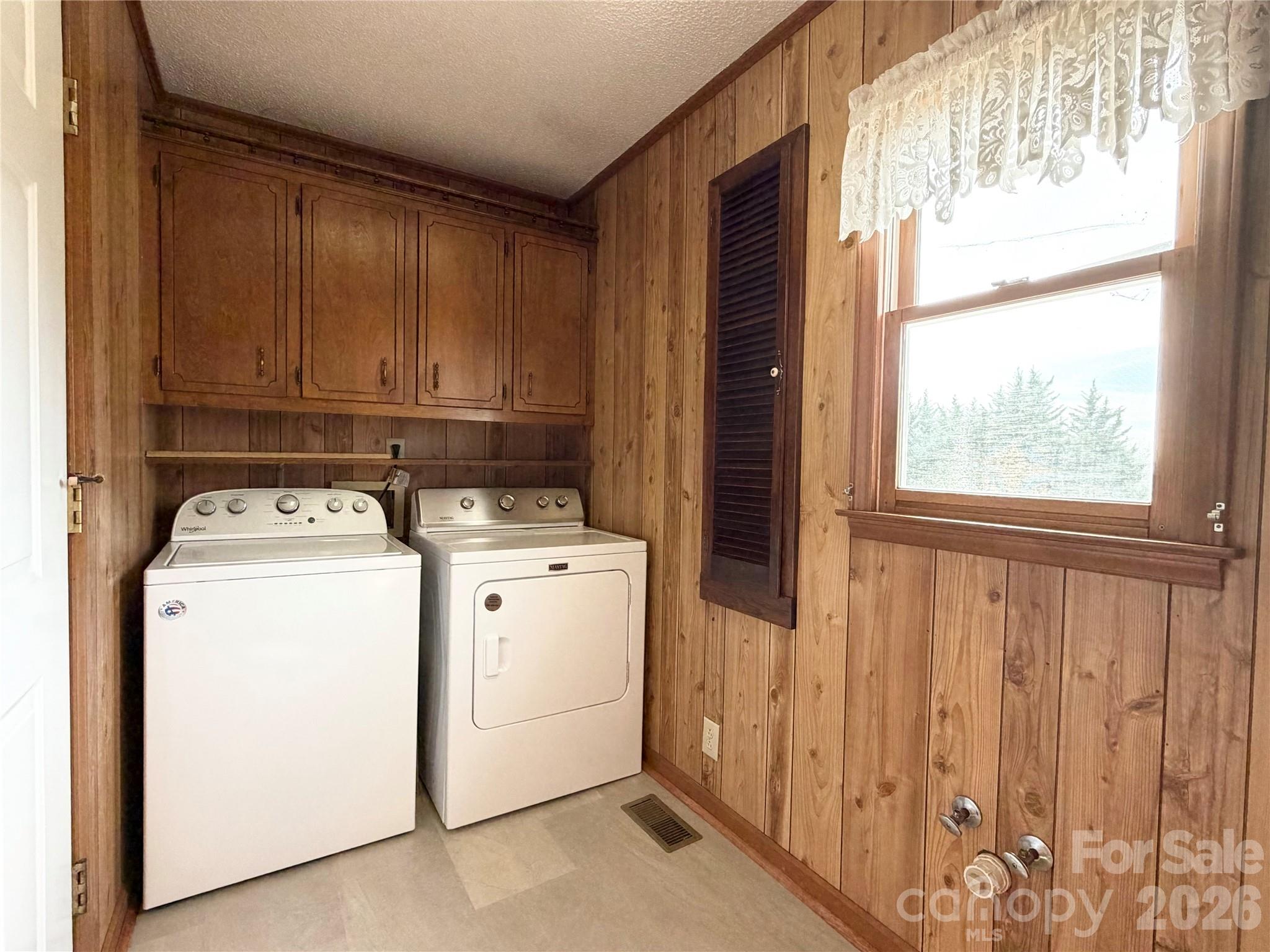 1709 Acorn Avenue Property Photo 18