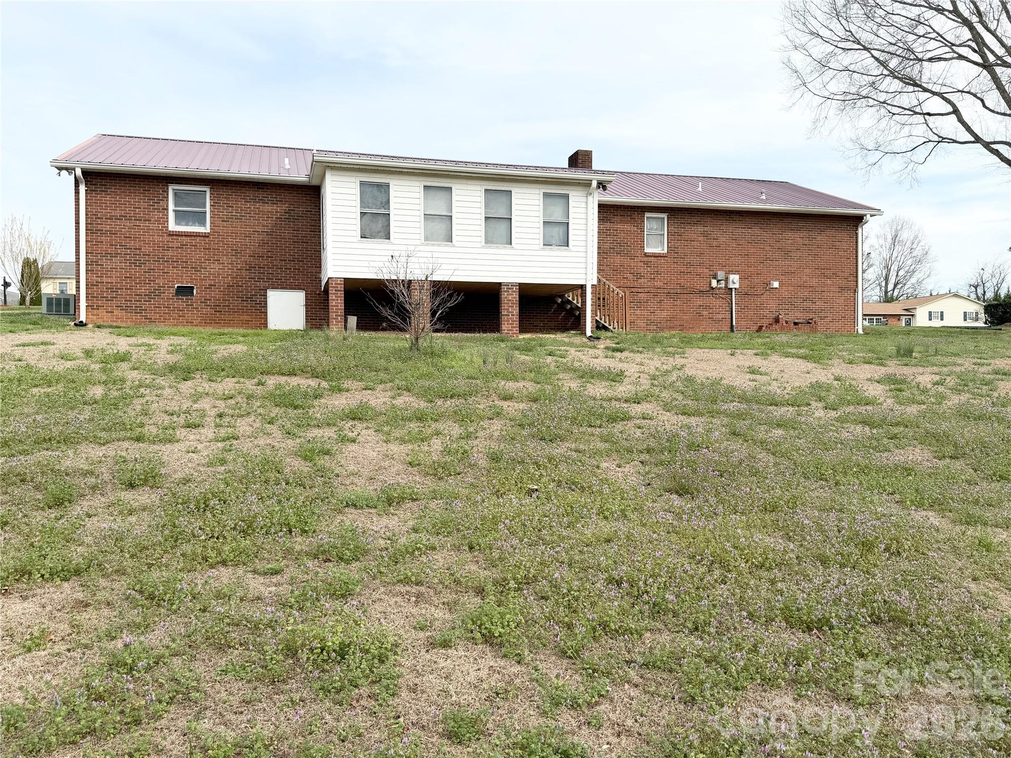 1709 Acorn Avenue Property Photo 19