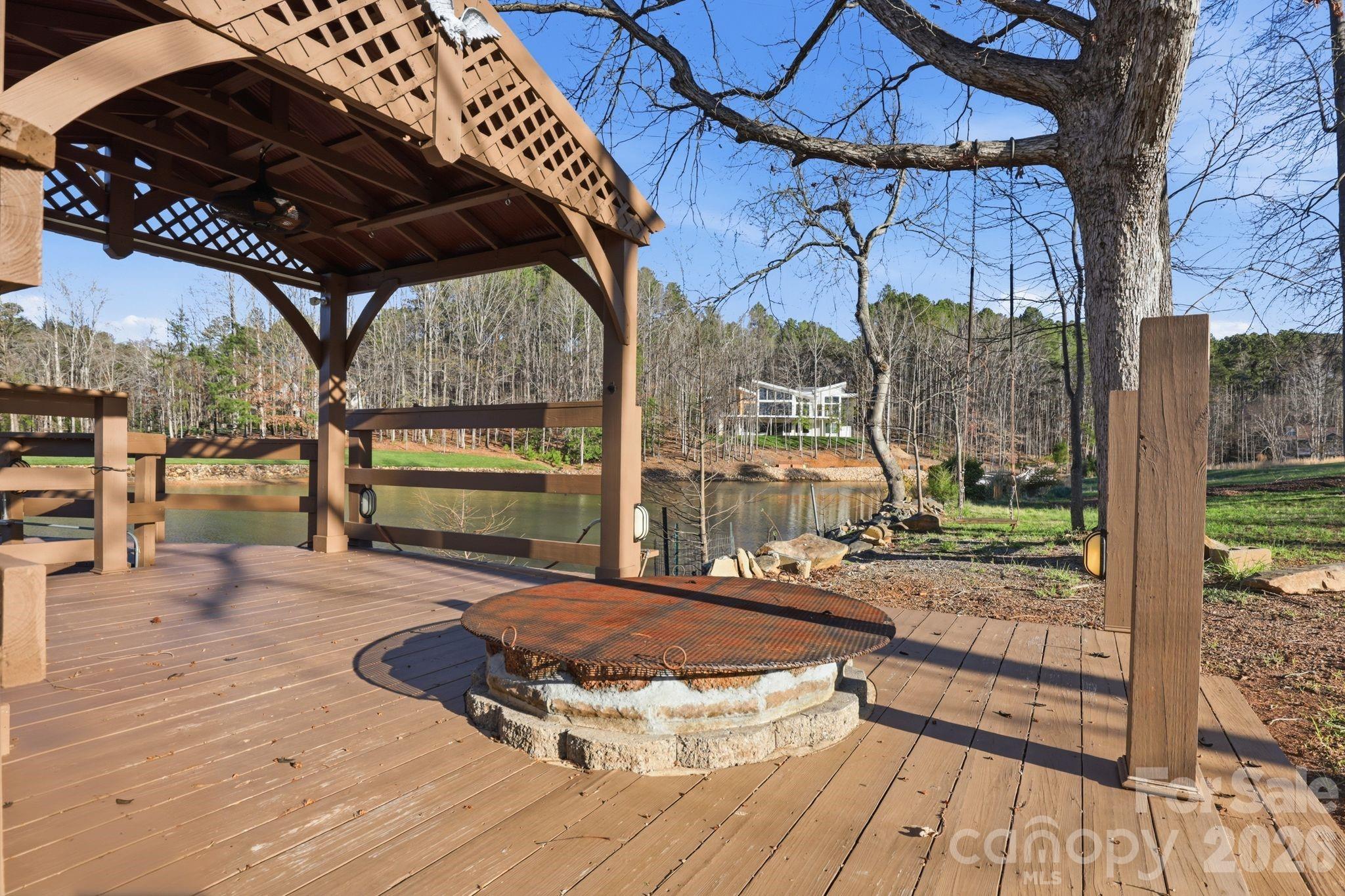 232 Apache Road Property Photo 11