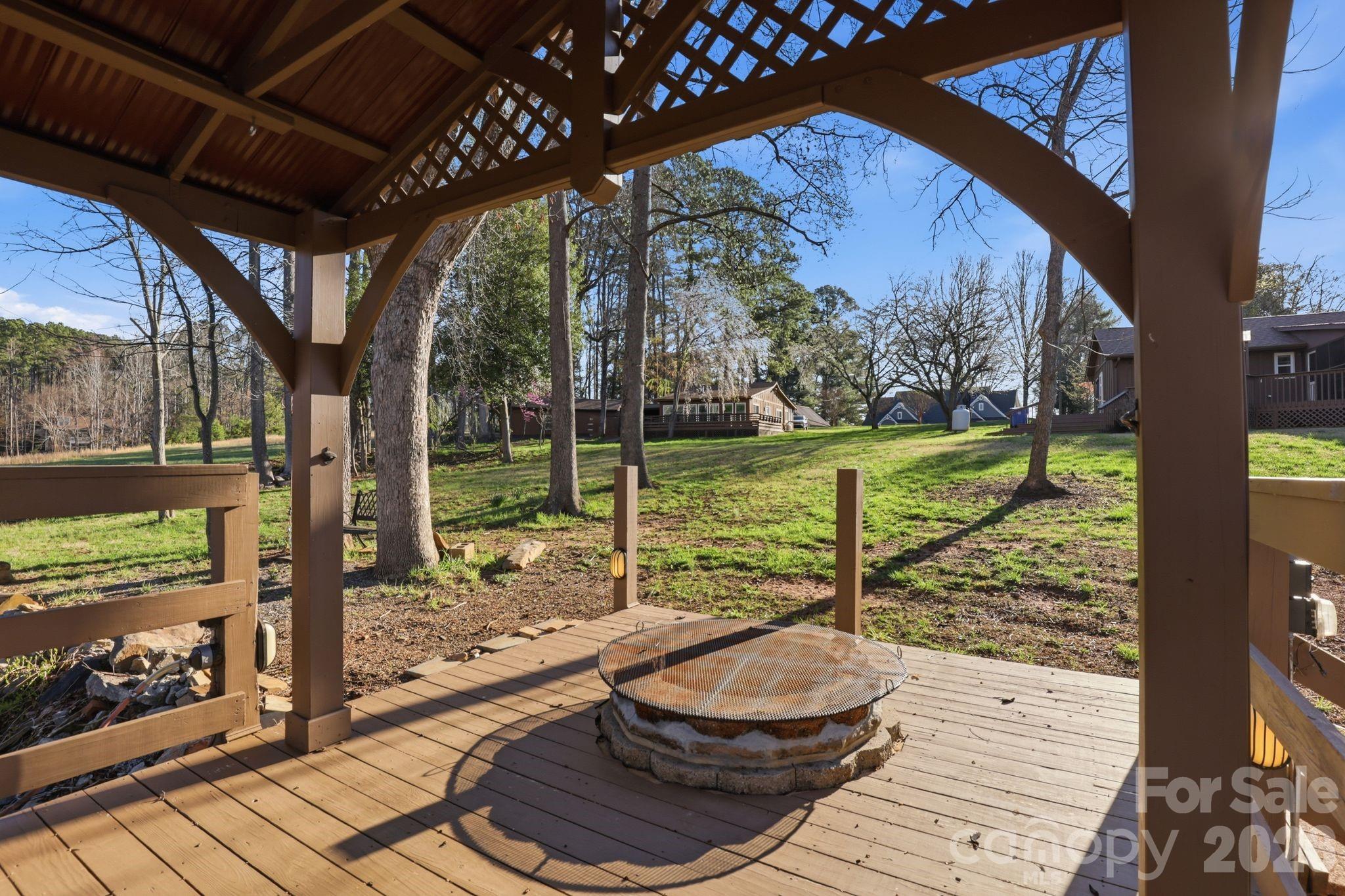 232 Apache Road Property Photo 12
