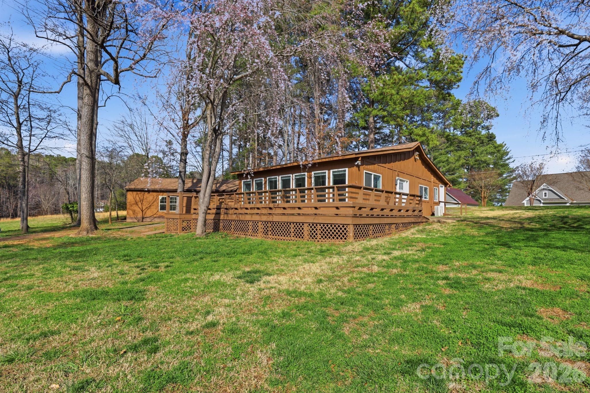 232 Apache Road Property Photo 14