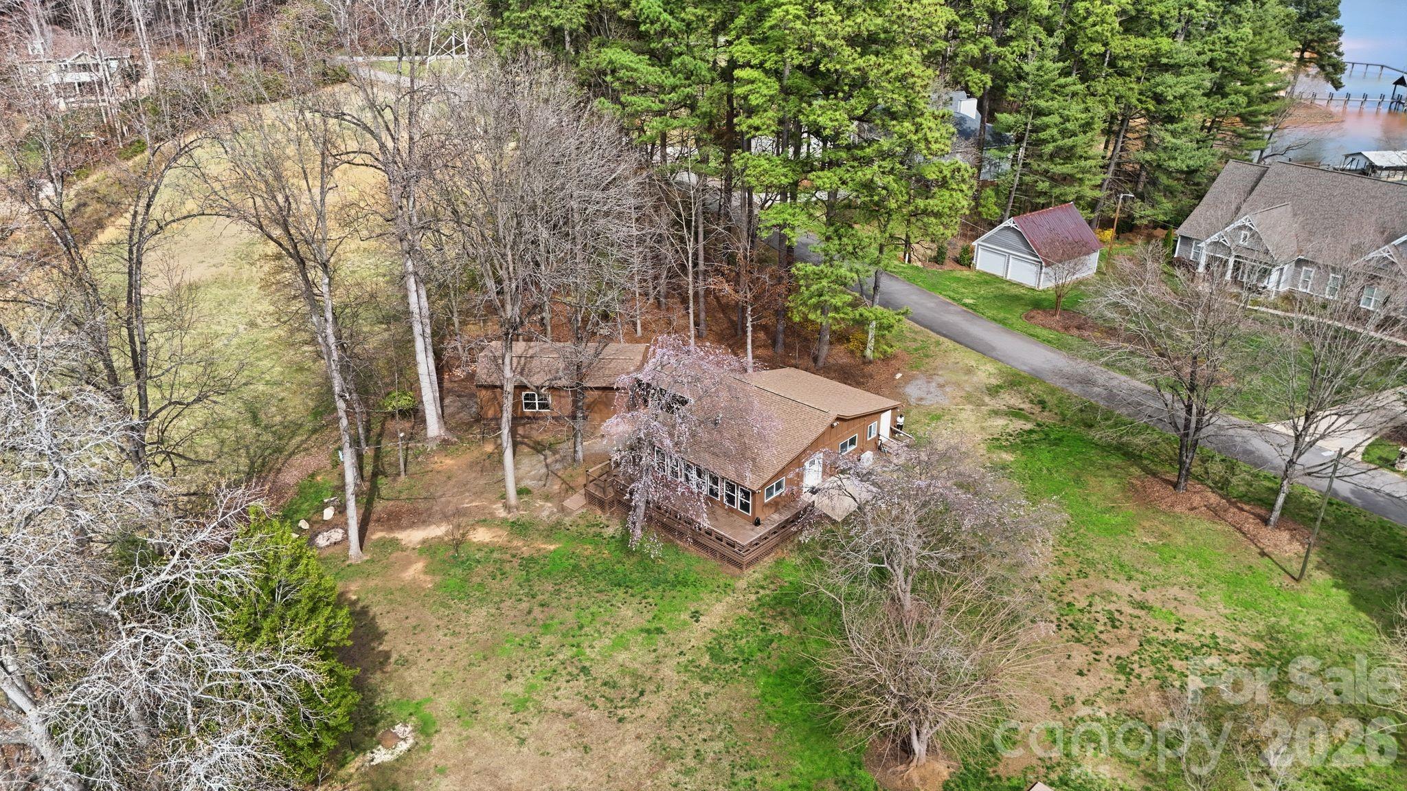 232 Apache Road Property Photo 17