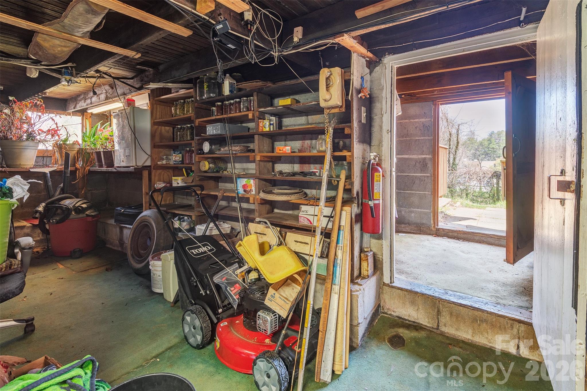 84 Swannanoa Avenue Property Photo 12