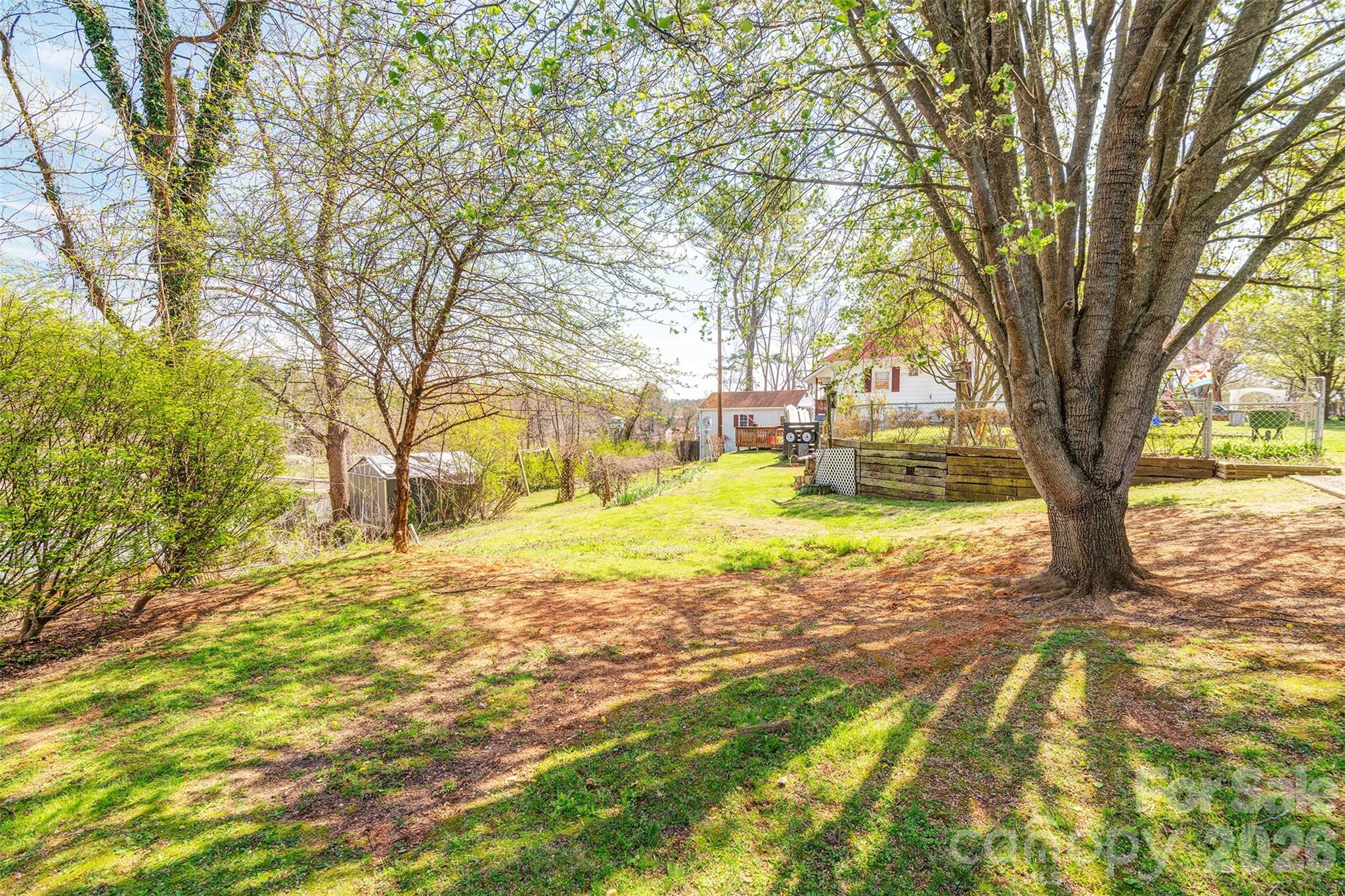 84 Swannanoa Avenue Property Photo 19
