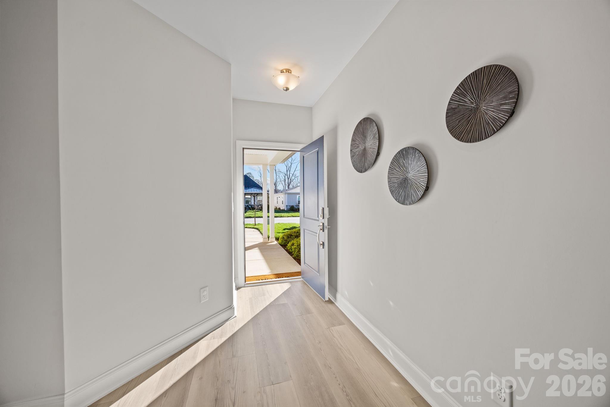 5968 Pier Drive Property Photo 4