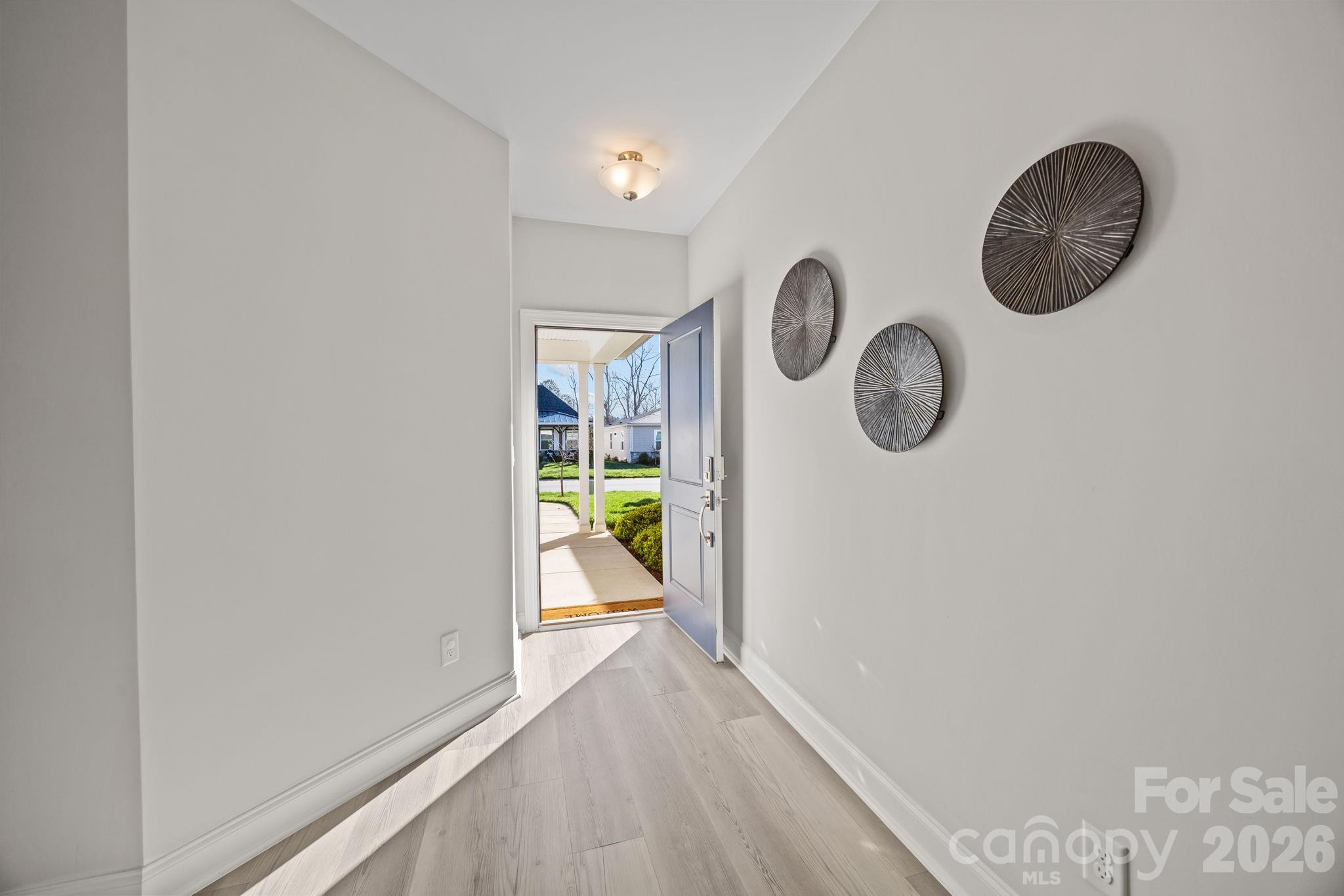 5968 Pier Drive Property Photo 4