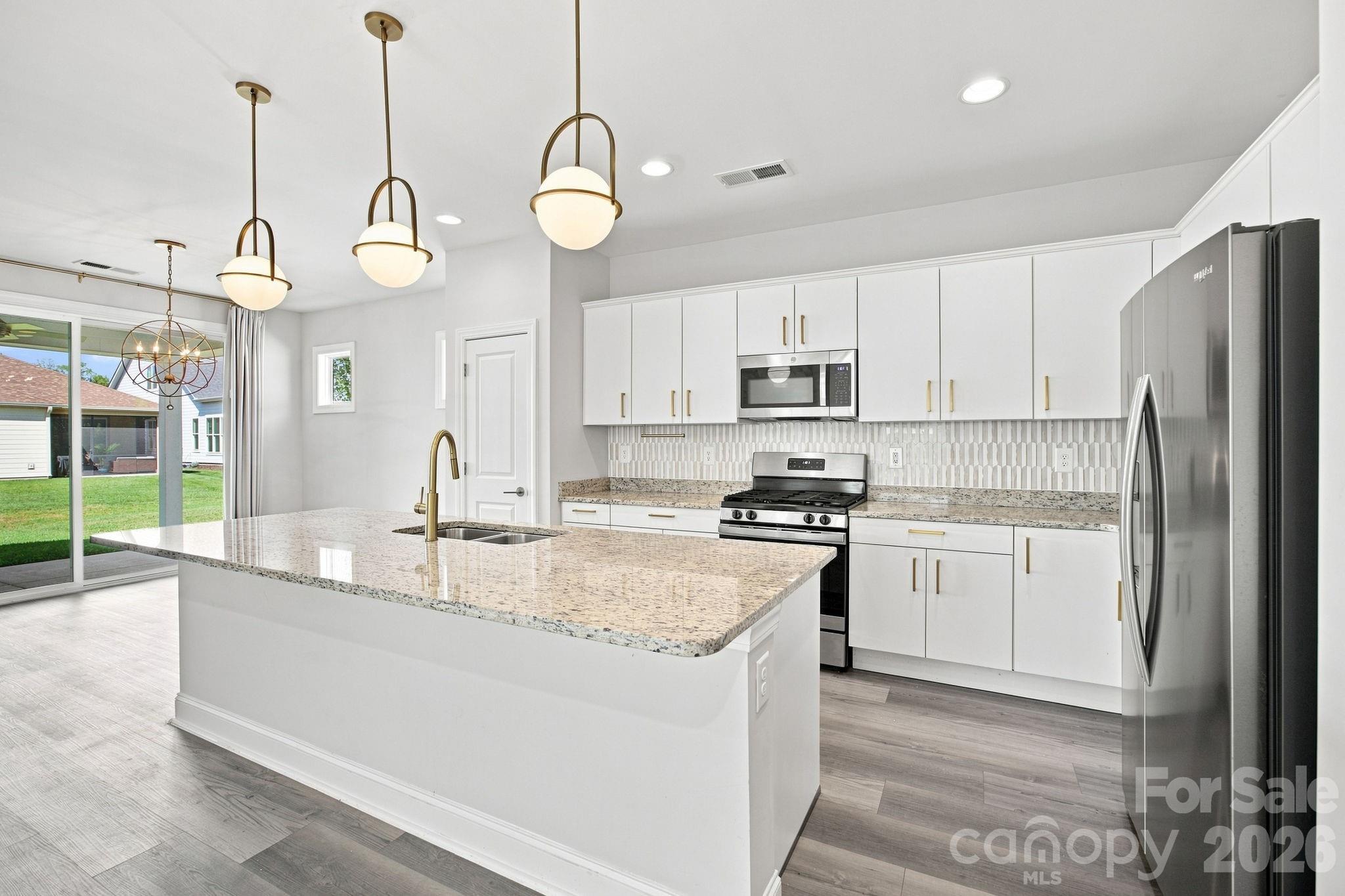 5968 Pier Drive Property Photo 8
