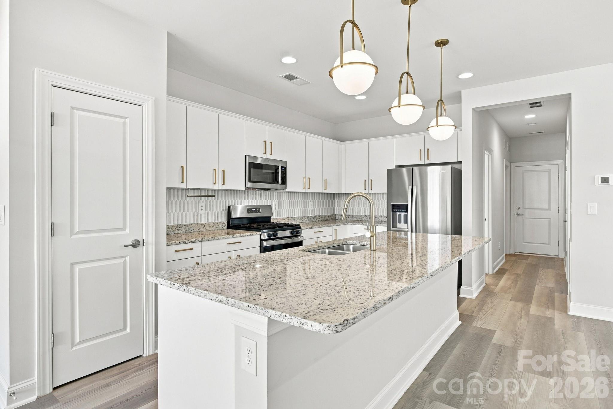 5968 Pier Drive Property Photo 14
