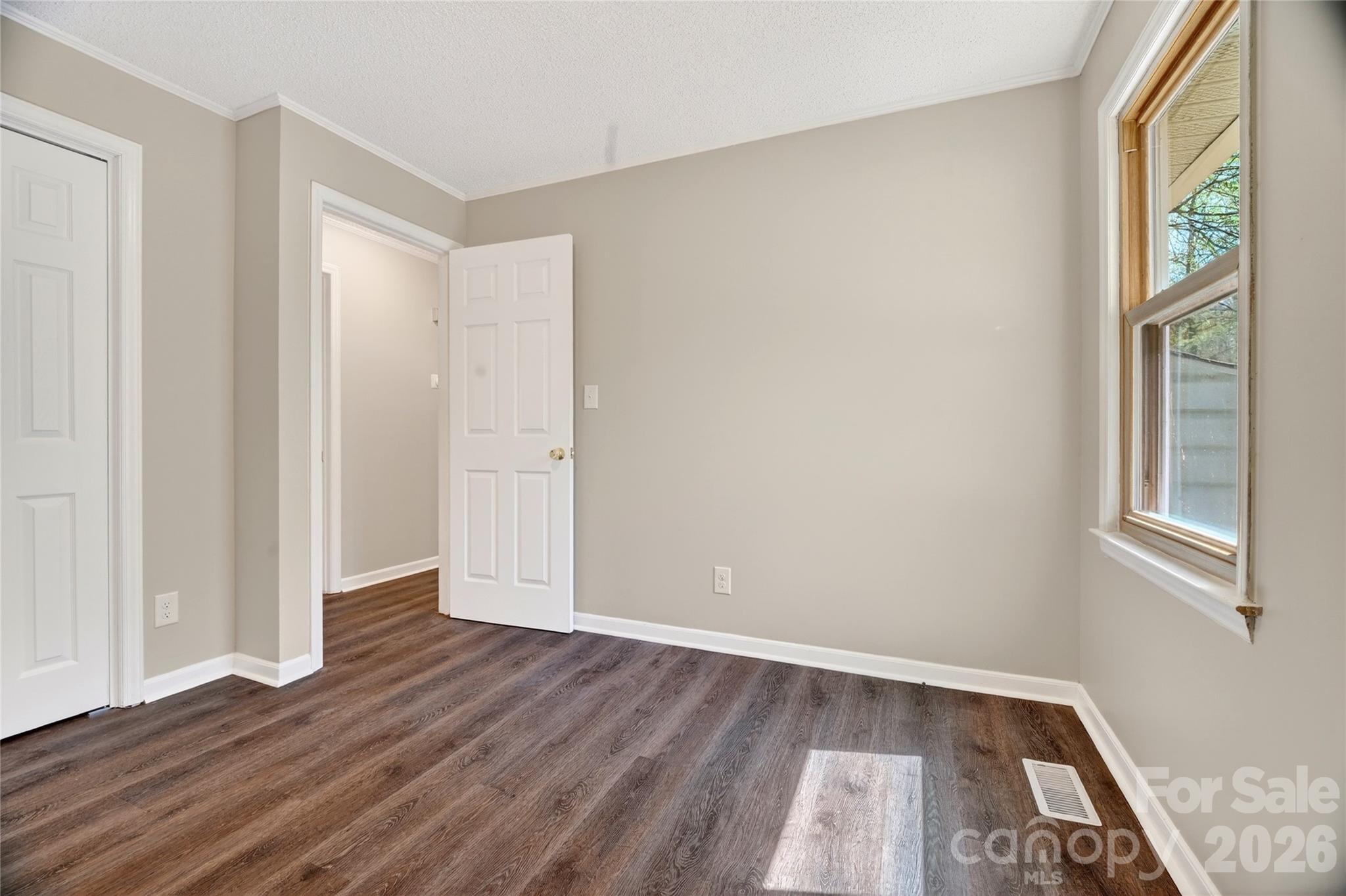 1919 Oak Hollow Road Property Photo 25