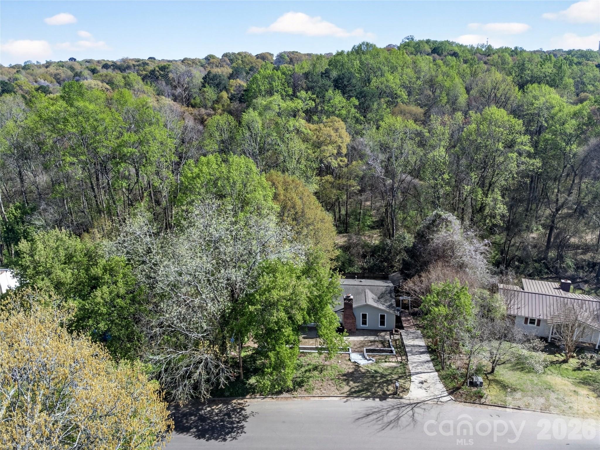 1919 Oak Hollow Road Property Photo 33
