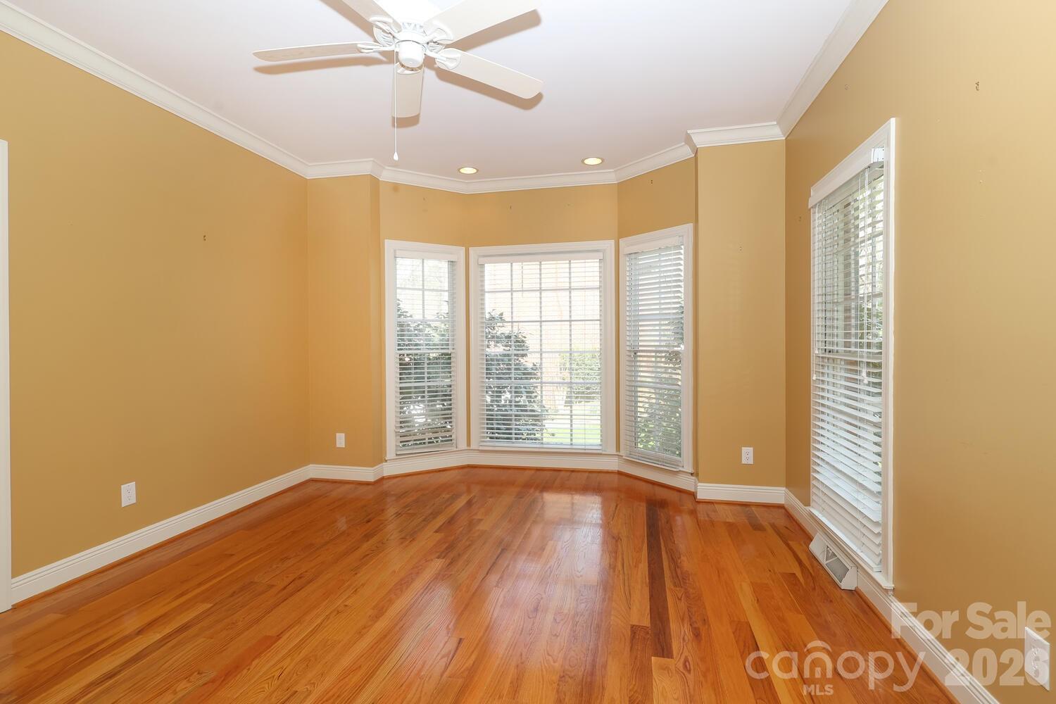 1406 Woodhurst Drive Property Photo 6