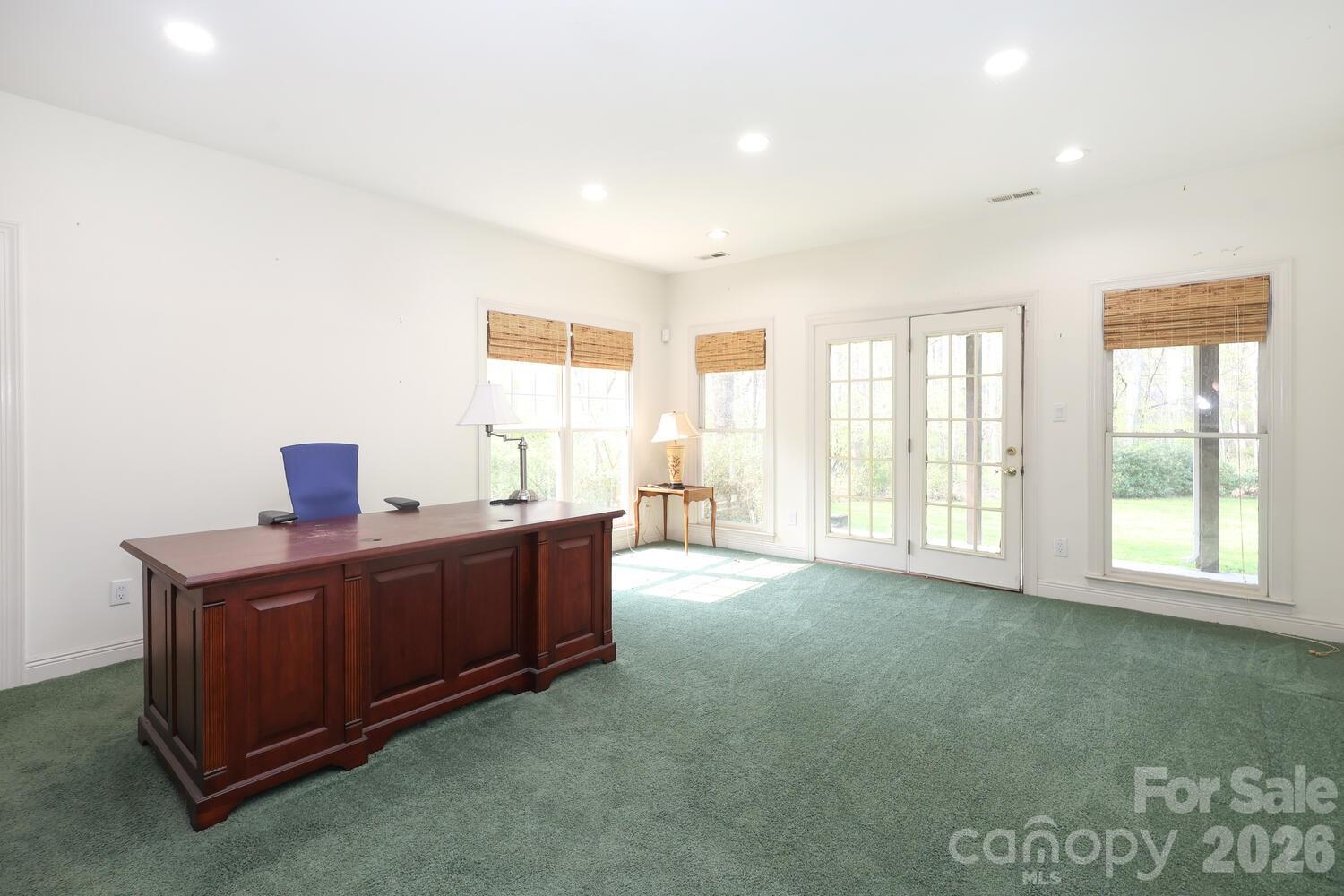 1406 Woodhurst Drive Property Photo 35