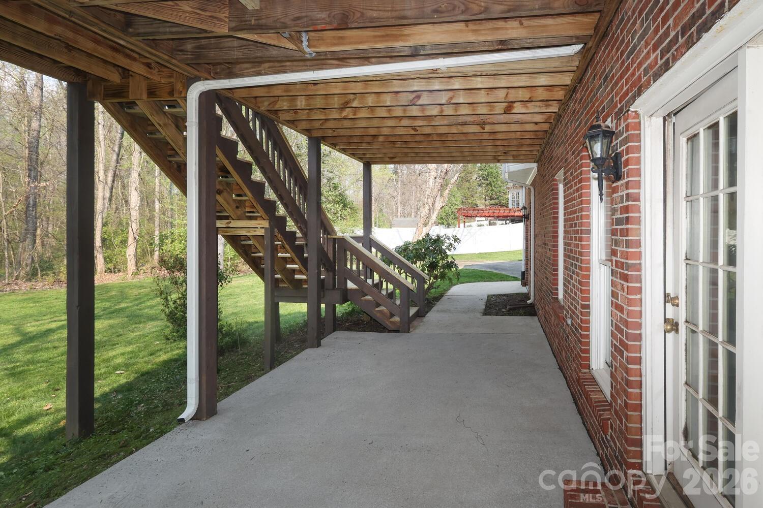 1406 Woodhurst Drive Property Photo 41