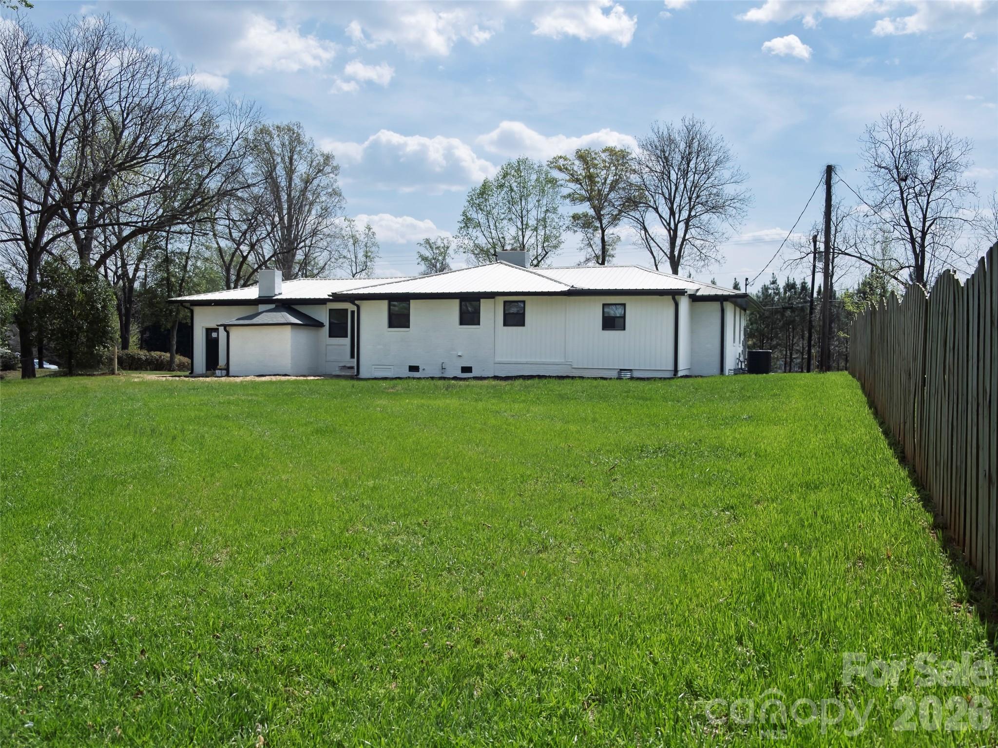 1325 Armstrong Road Property Photo 31