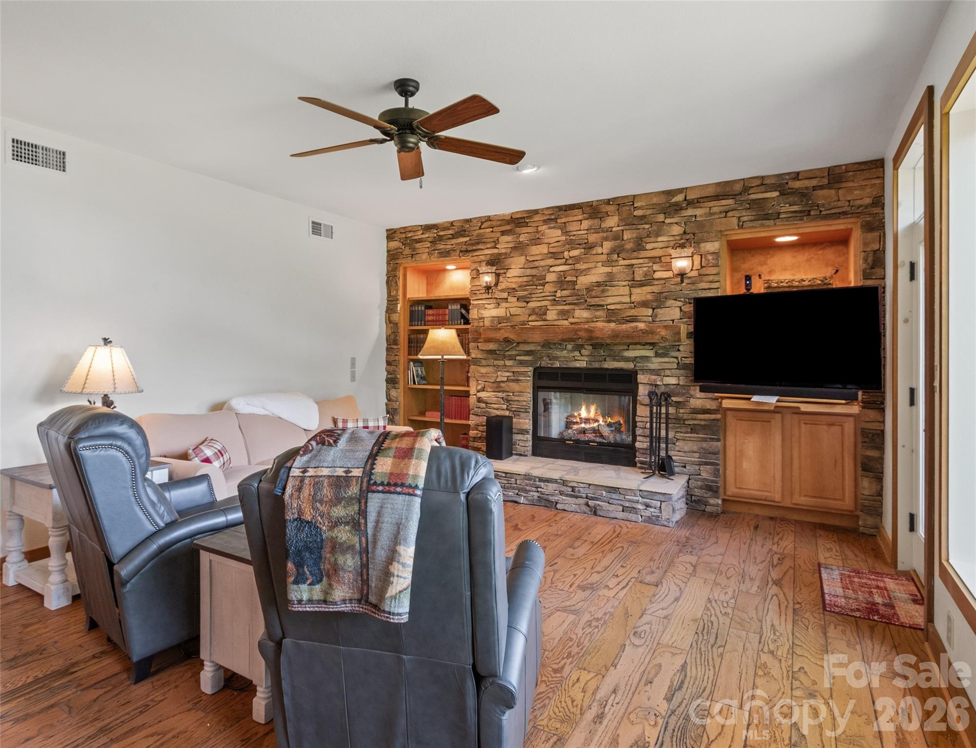 61 Creekside Way G201 Property Photo 6