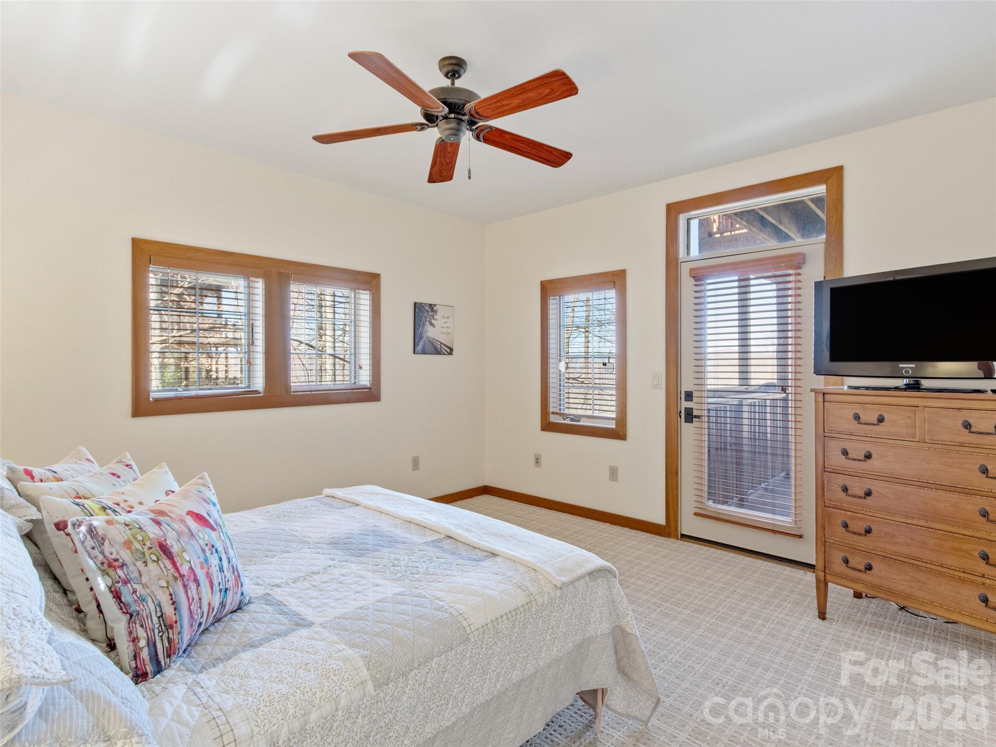 61 Creekside Way G201 Property Photo 27