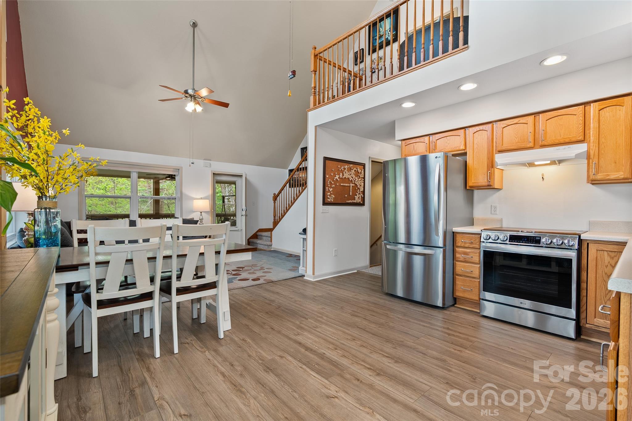 215 Atkins Loop Property Photo 6