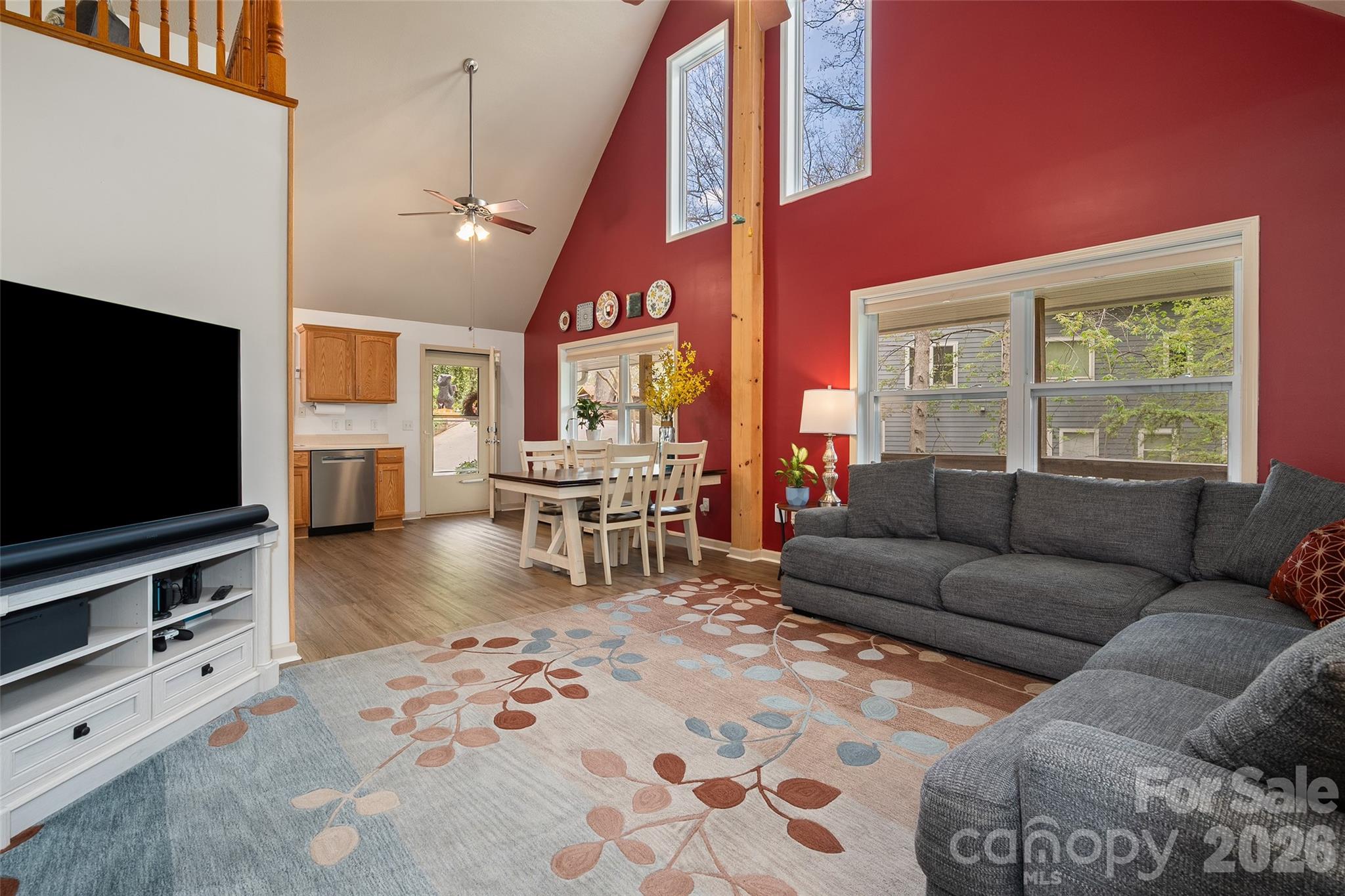 215 Atkins Loop Property Photo 9