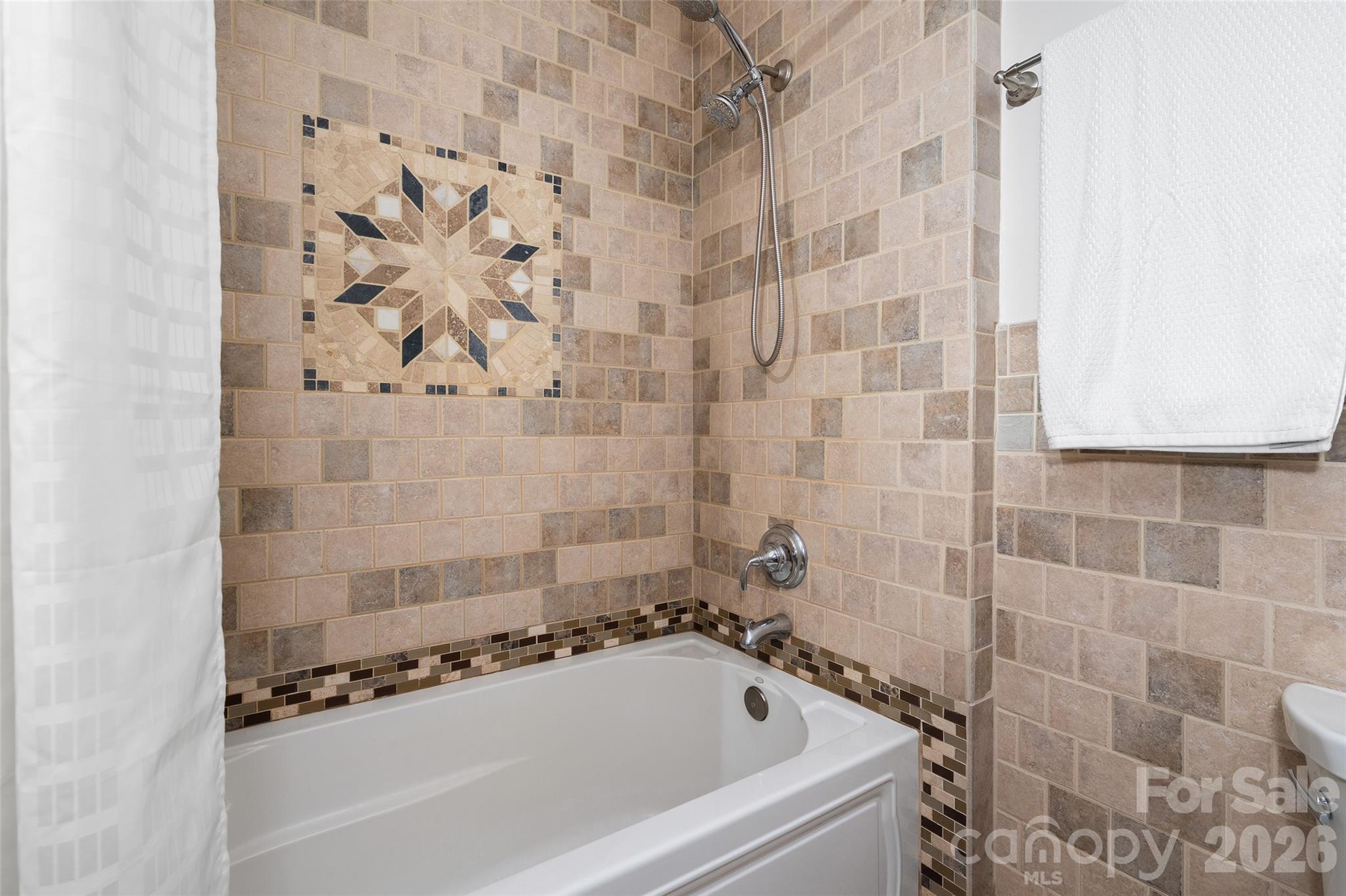 215 Atkins Loop Property Photo 18