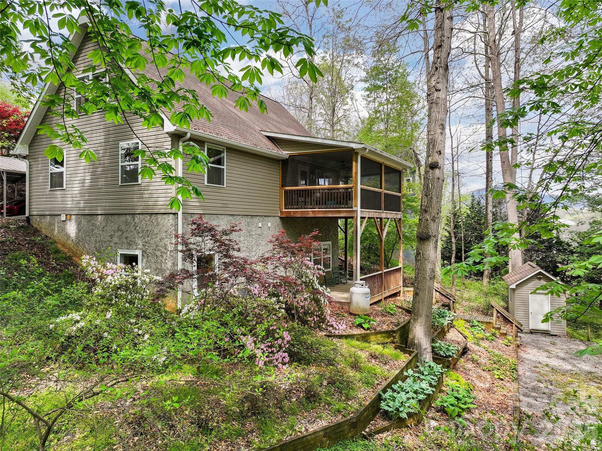 215 Atkins Loop Property Photo 39
