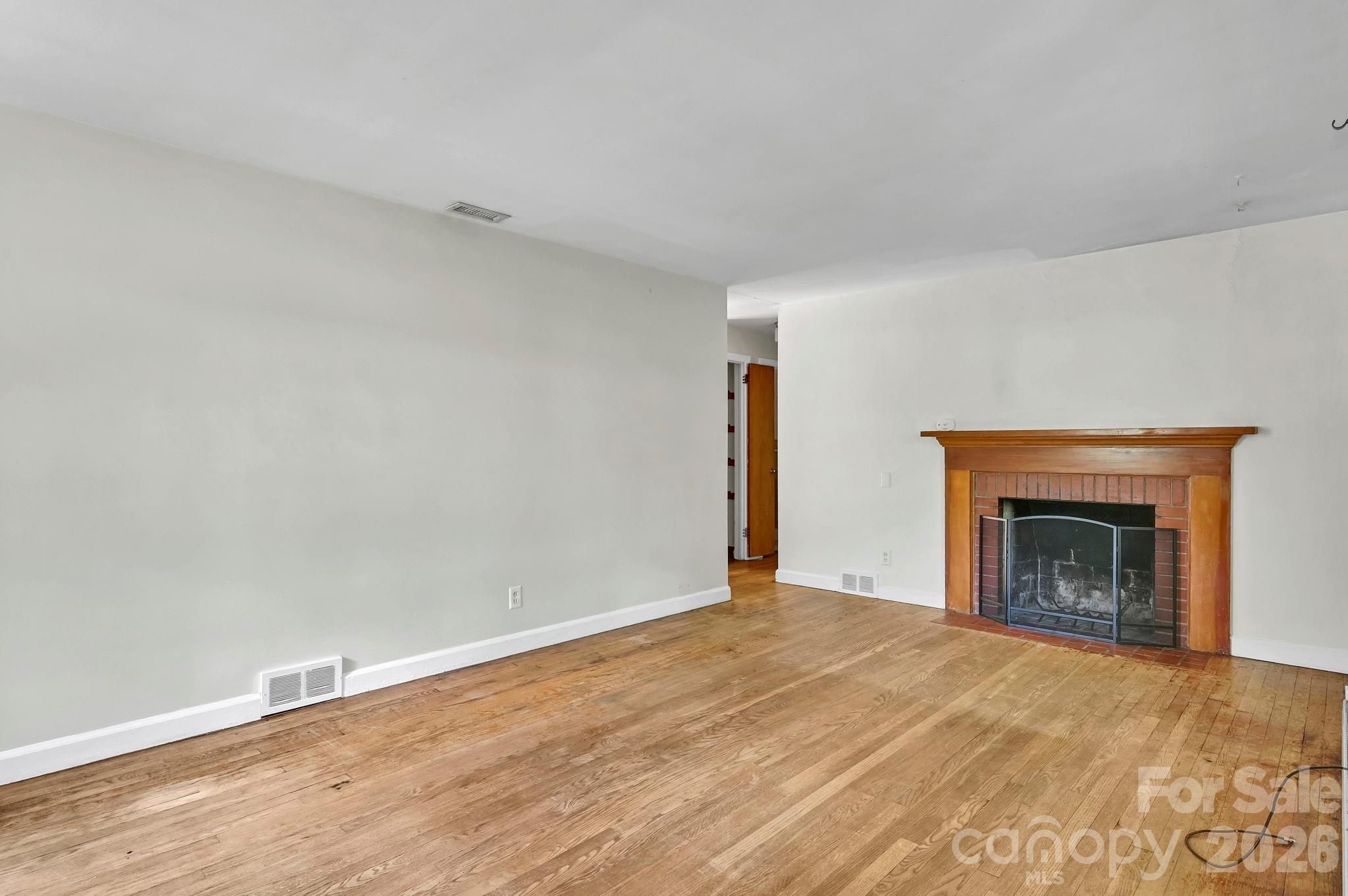 297 White Pine Drive Property Photo 3