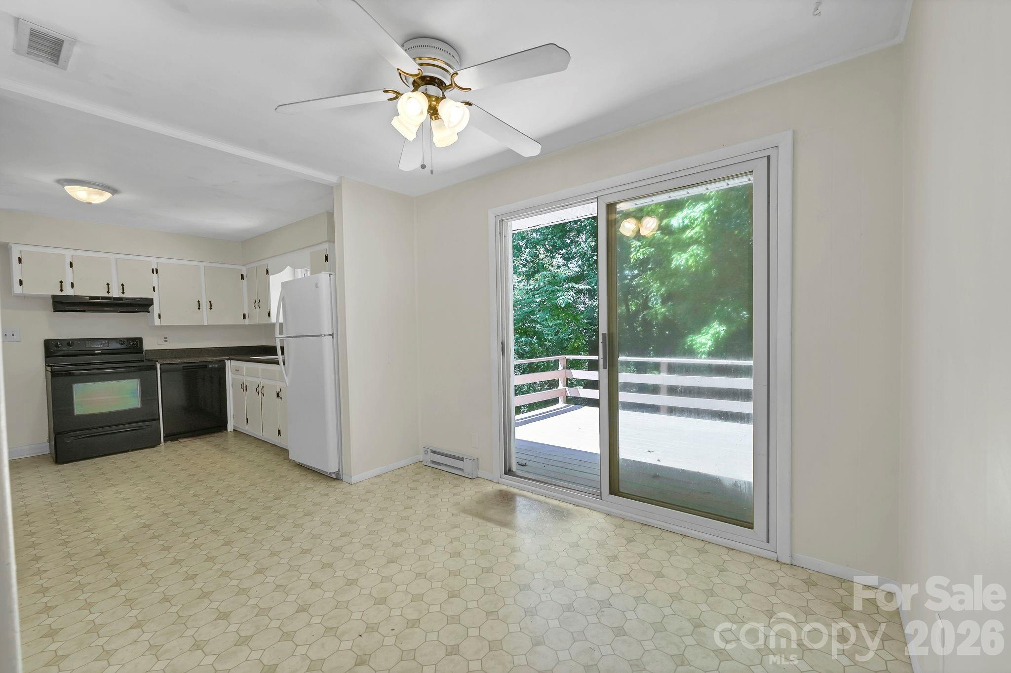 297 White Pine Drive Property Photo 9