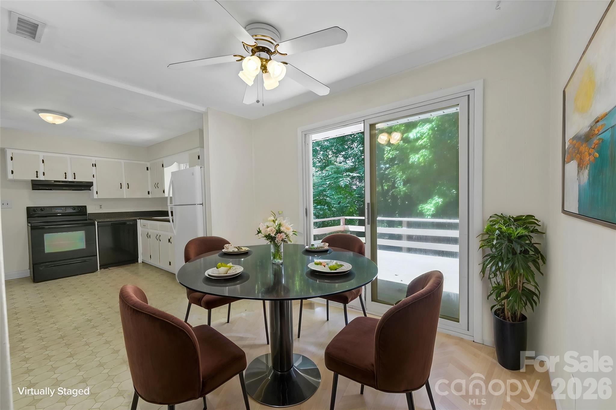 297 White Pine Drive Property Photo 10