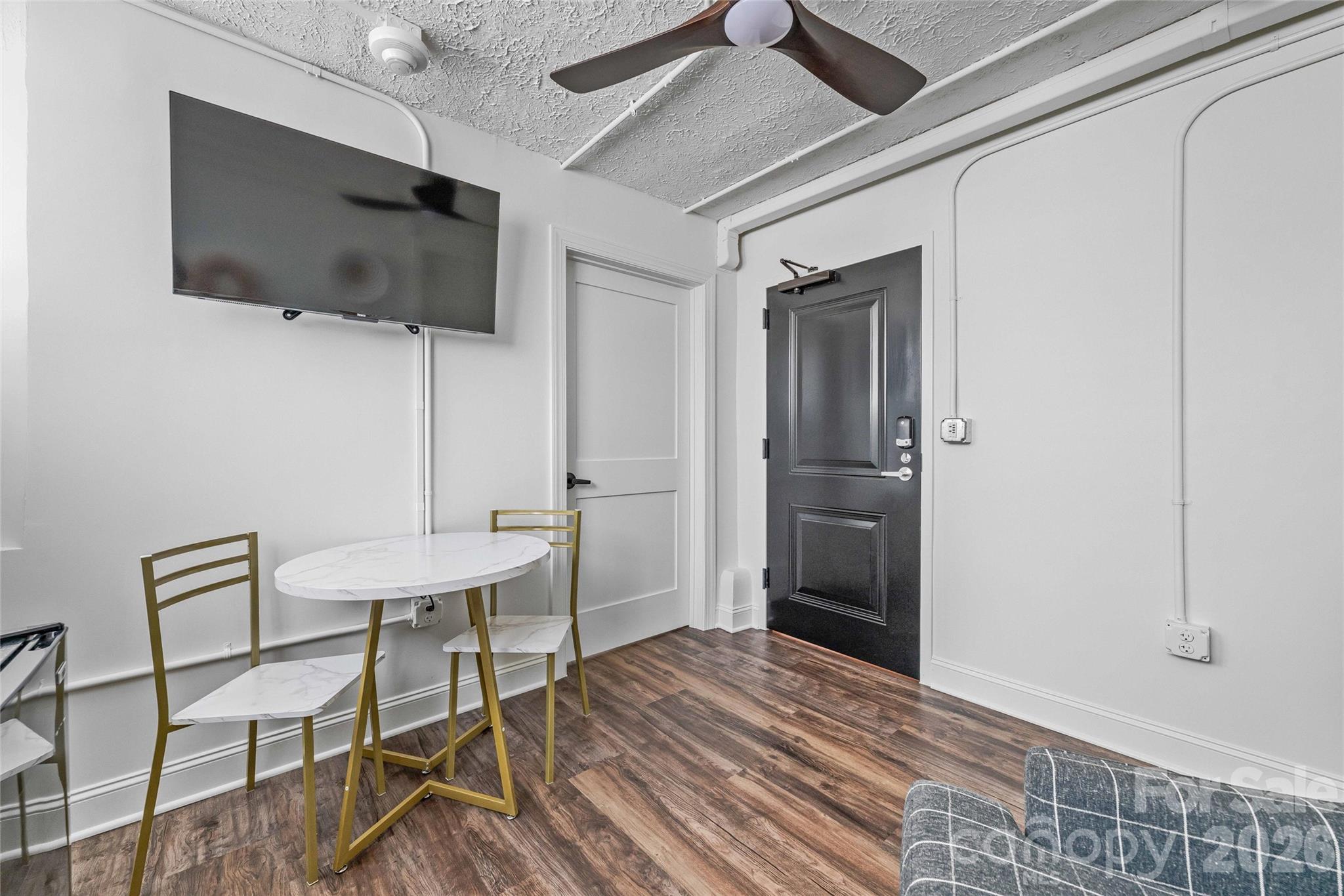 42 Furman Avenue Property Photo 5