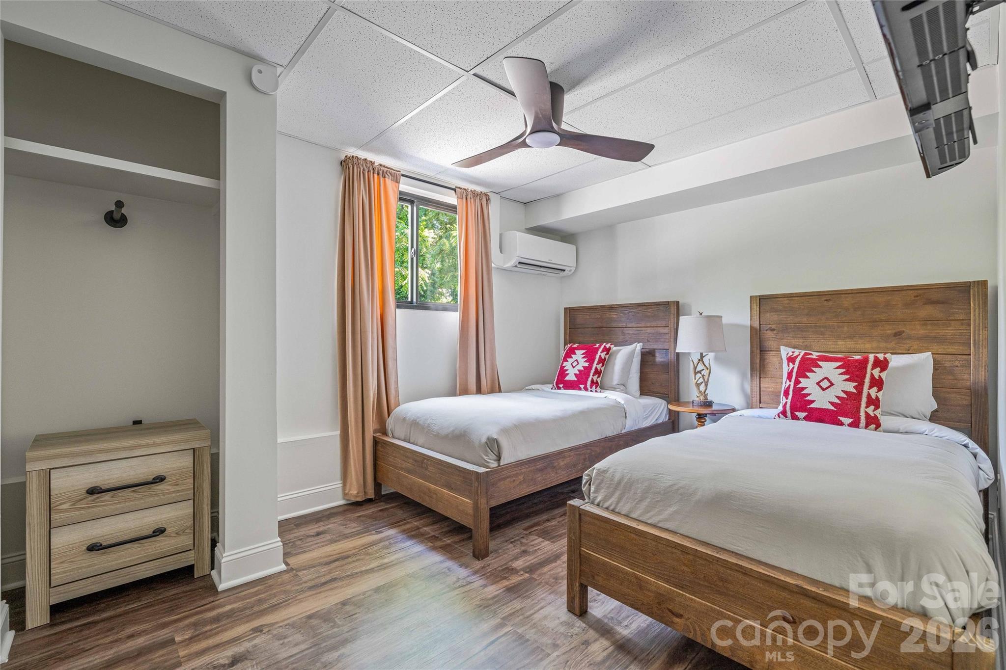 42 Furman Avenue Property Photo 10