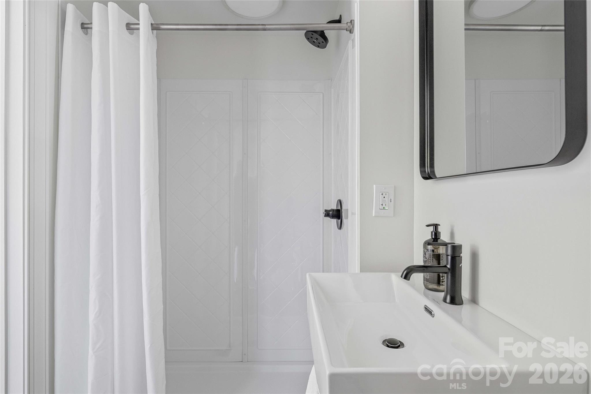42 Furman Avenue Property Photo 15