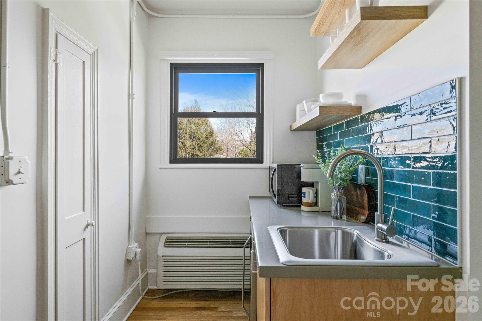 42 Furman Avenue Property Photo 26