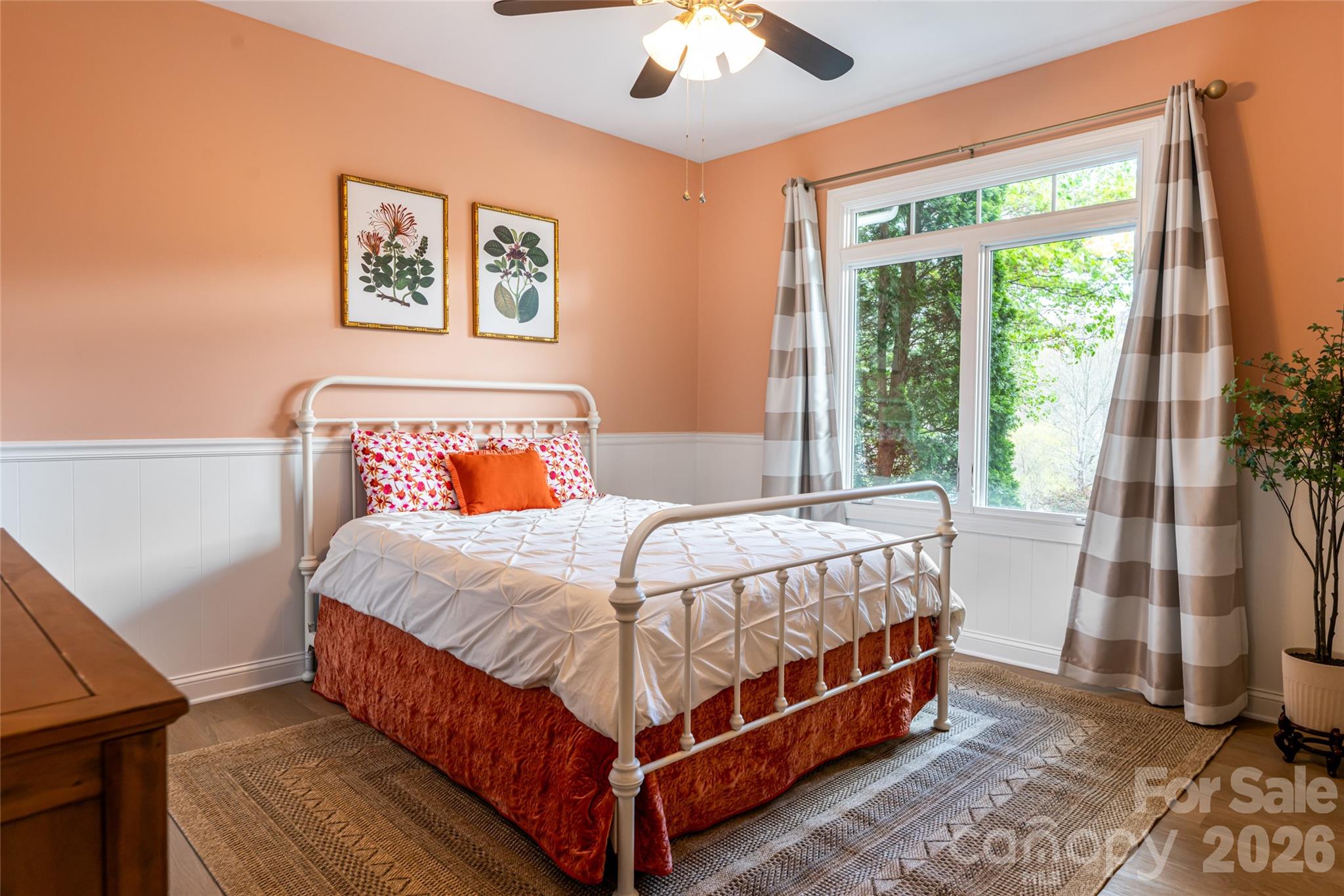 6 Oxford Court Property Photo 23
