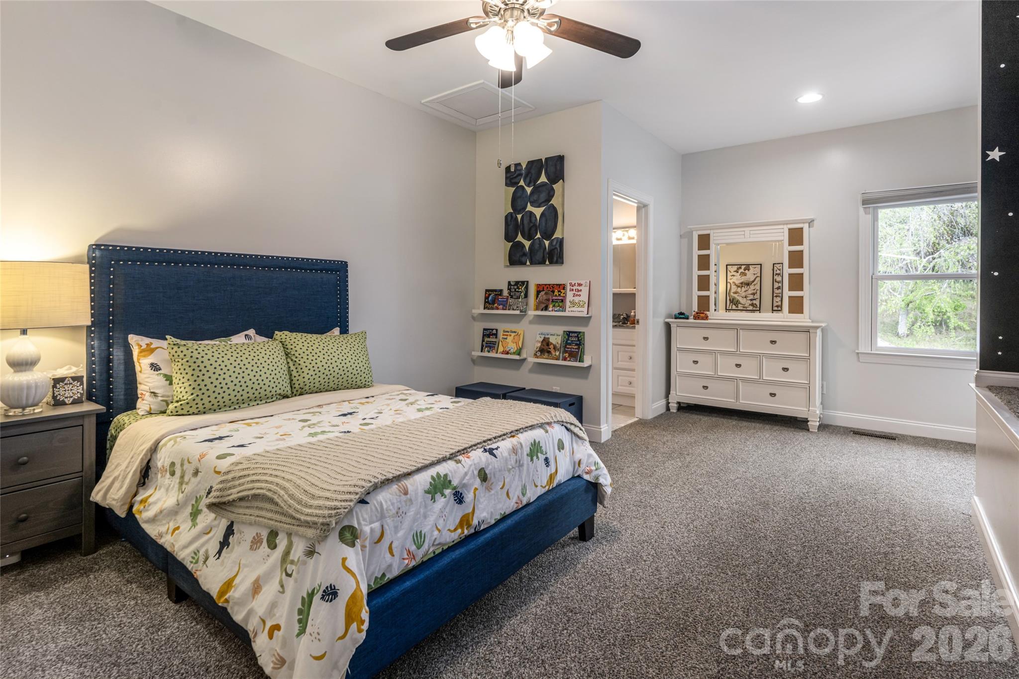6 Oxford Court Property Photo 25