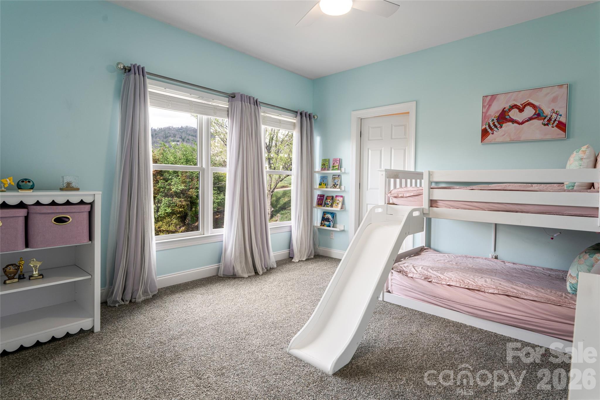 6 Oxford Court Property Photo 27