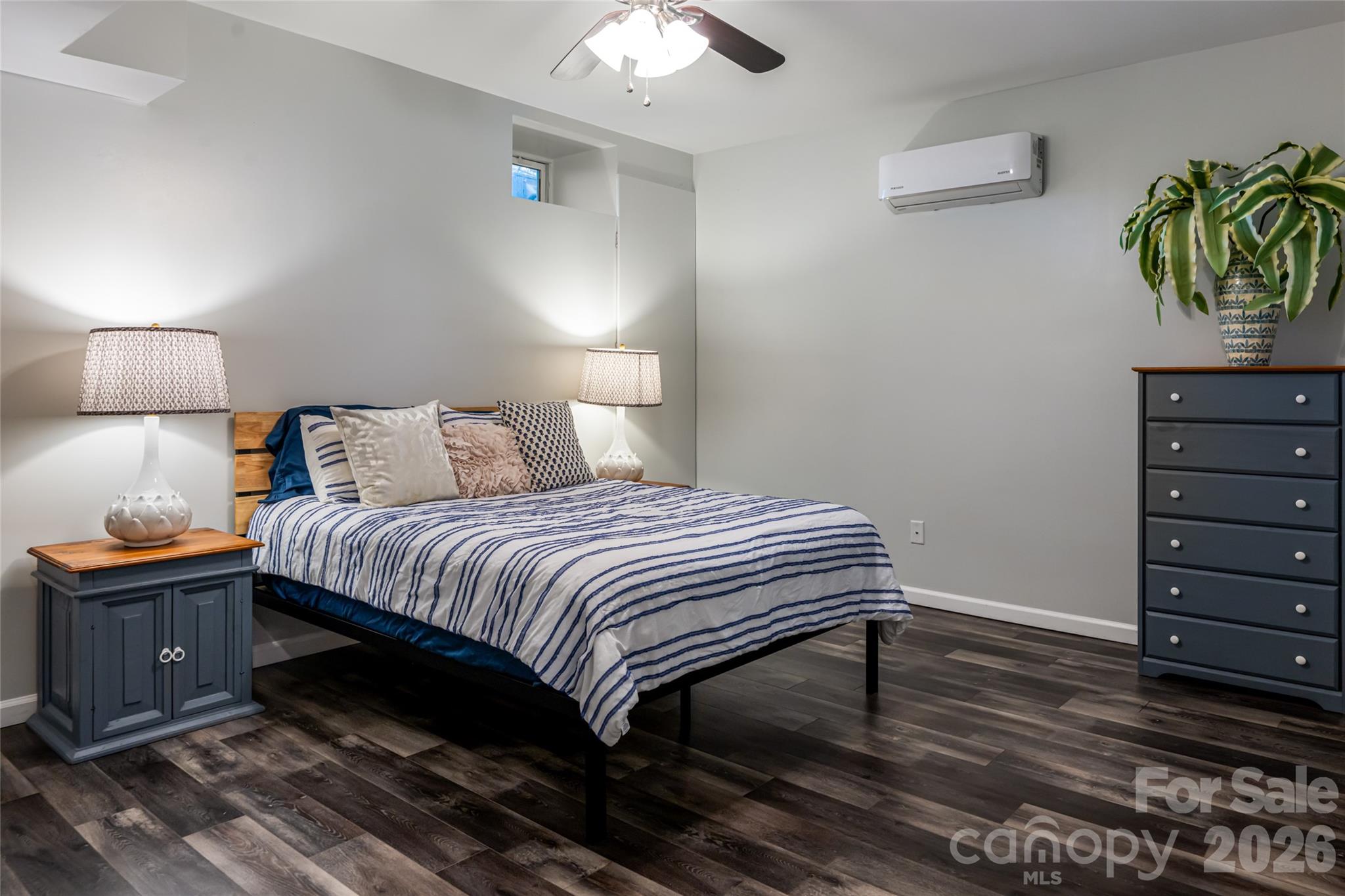 6 Oxford Court Property Photo 33
