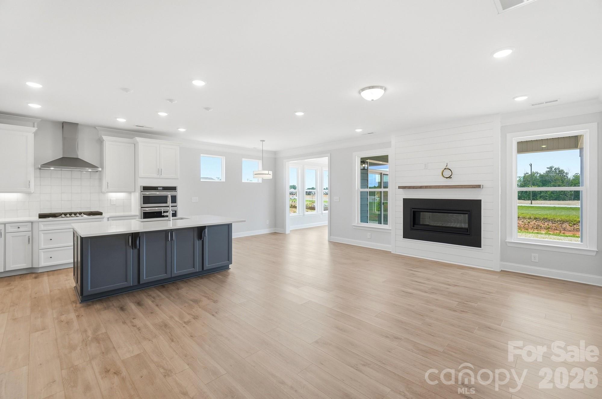 3057 Constitution Lane Property Photo 12