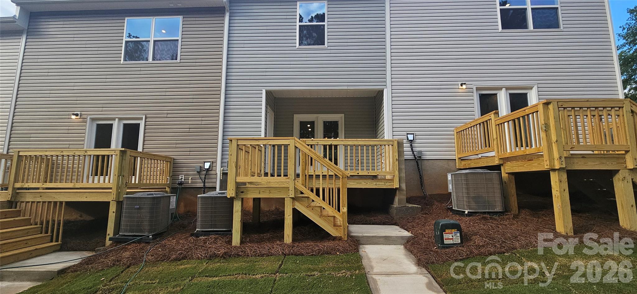 1292 Hargrove Avenue Property Photo 19