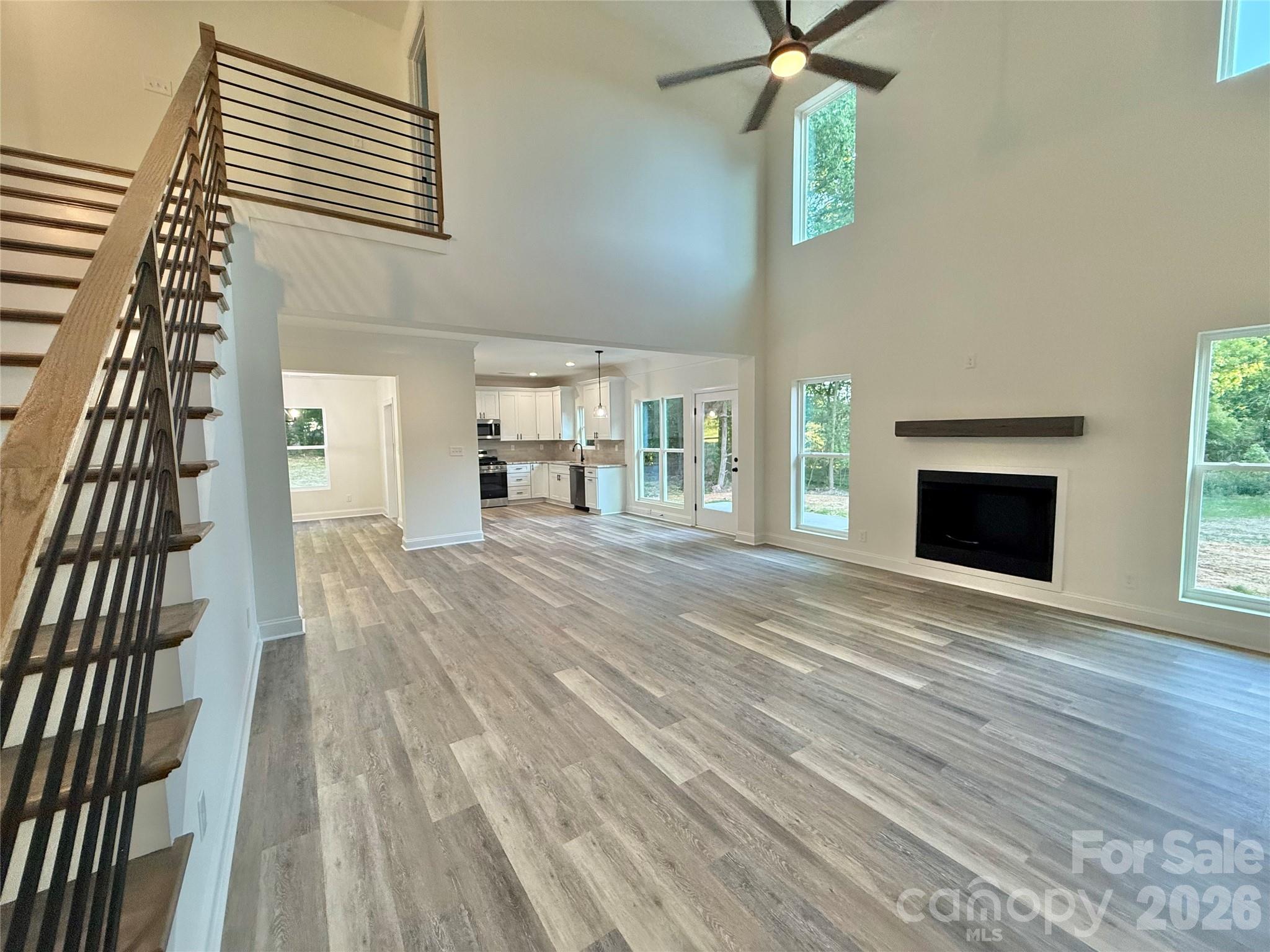 2902 Sweetgrass Lane Property Photo 5