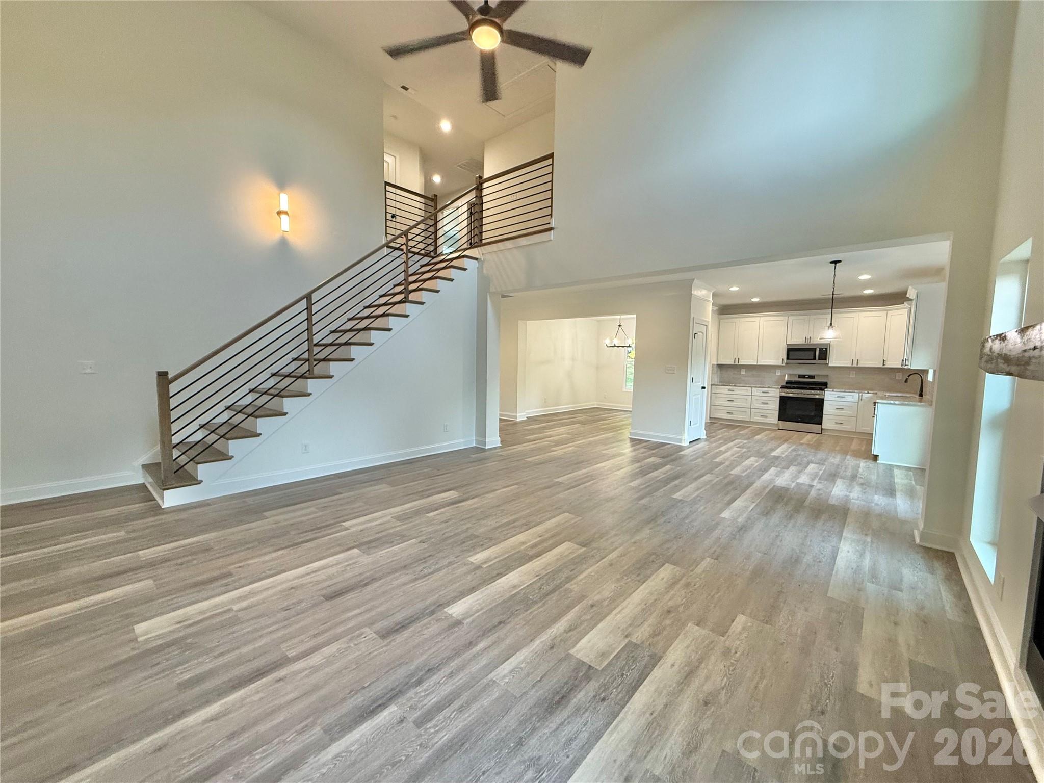 2902 Sweetgrass Lane Property Photo 6