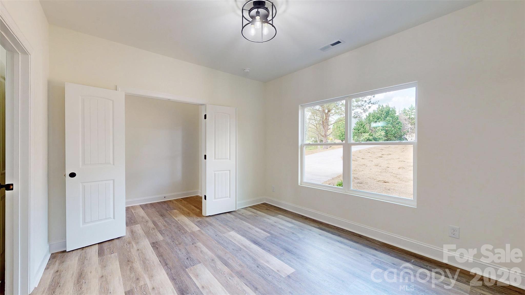 2902 Sweetgrass Lane Property Photo 17